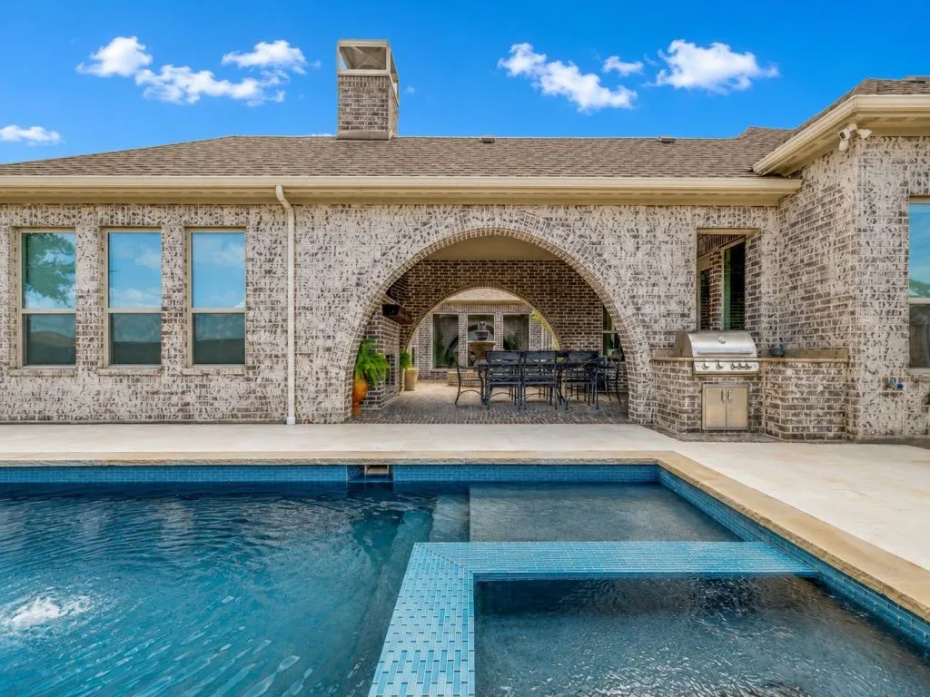 Single Family Residence For Sale in Collin County , 340 Columbia Court, Prosper, Texas 75078, 4 Bedroom, 4 Bathroom, 3 Garage spaces, 3,911 Sqft, built in 2013, mls#21292780, Real Estate Agent in Prosper, Homes For Sale in Collin county, Homes For Sale in Prosper, Realtor in Prosper Texas, Real Estate Brokerage Independent Realty Texas, Luminita Cordes Realtor