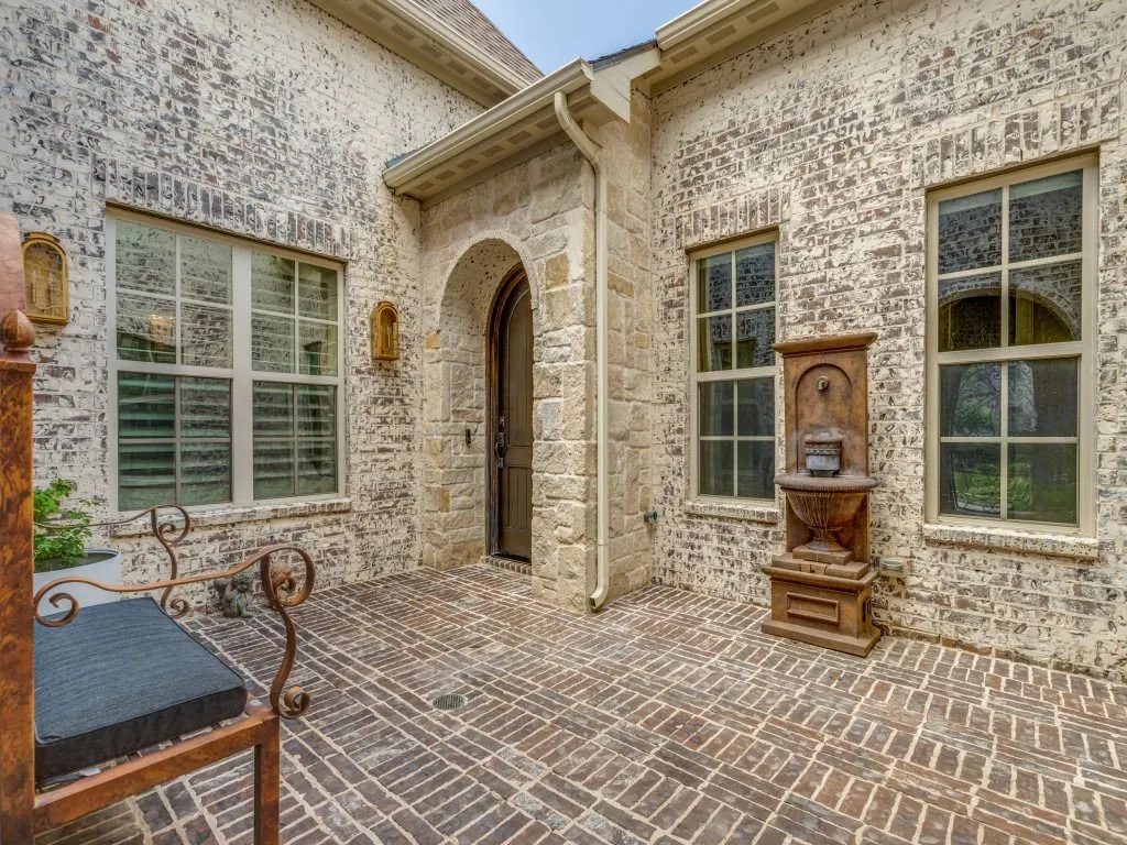 Single Family Residence For Sale in Collin County , 340 Columbia Court, Prosper, Texas 75078, 4 Bedroom, 4 Bathroom, 3 Garage spaces, 3,911 Sqft, built in 2013, mls#21292780, Real Estate Agent in Prosper, Homes For Sale in Collin county, Homes For Sale in Prosper, Realtor in Prosper Texas, Real Estate Brokerage Independent Realty Texas, Luminita Cordes Realtor