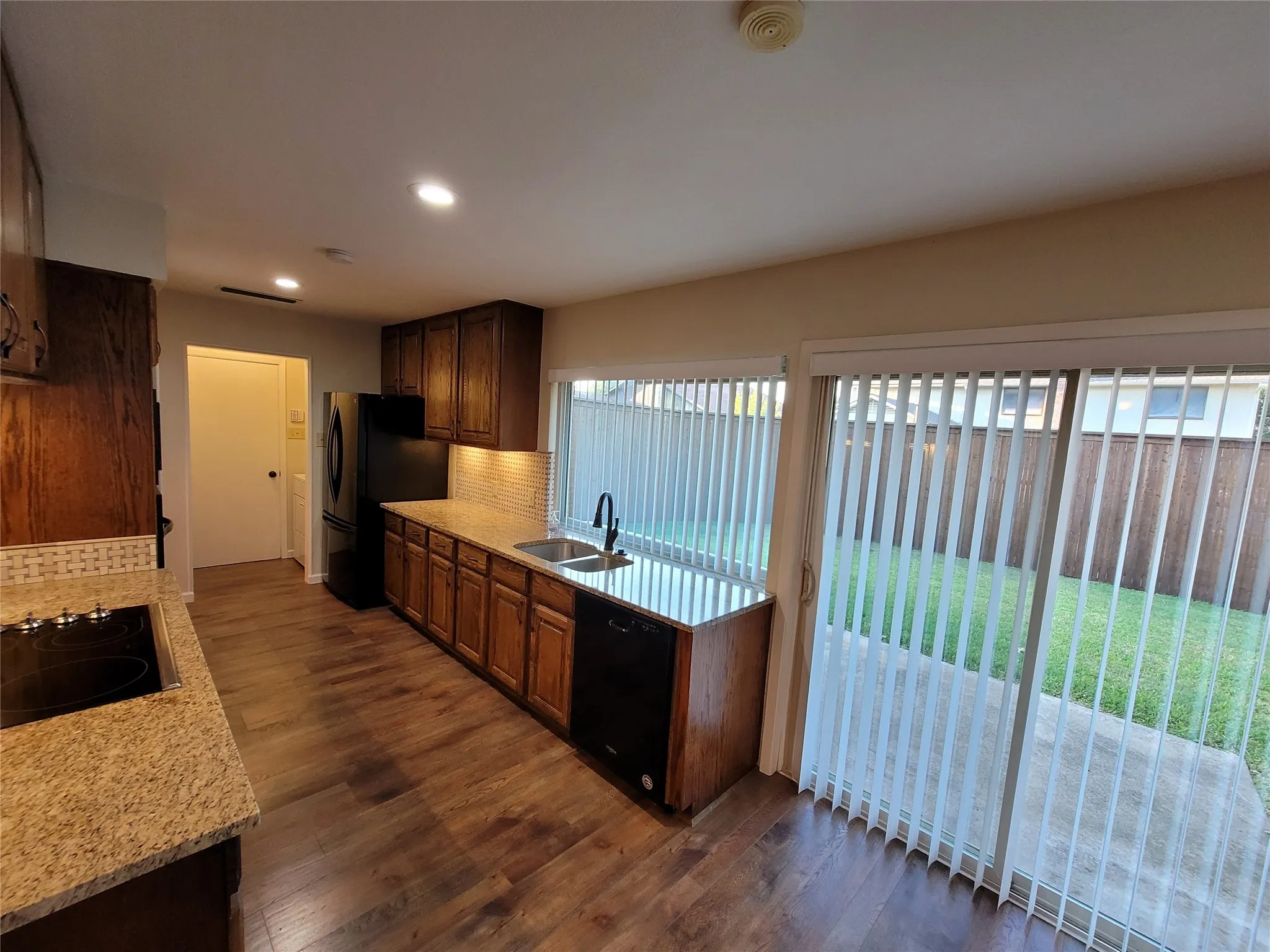 Single Family Residence For Rent in Dallas County , 629 Perdido Drive, Garland, Texas 75043, 4 Bedrooms, 2 Bathrooms, 2 Garage spaces, 1,861 Sqft, built in 1974, Price $2,395, mls#21293592, Real Estate Agent in Garland, Homes For Rent in Dallas county, Homes For Rent in Garland, Realtor in Garland Texas, Real Estate Brokerage Independent Realty Texas, Luminita Cordes Realtor