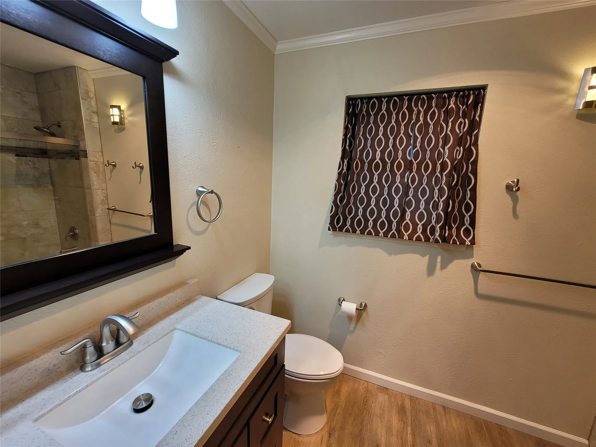 Single Family Residence For Rent in Dallas County , 629 Perdido Drive, Garland, Texas 75043, 4 Bedrooms, 2 Bathrooms, 2 Garage spaces, 1,861 Sqft, built in 1974, Price $2,395, mls#21293592, Real Estate Agent in Garland, Homes For Rent in Dallas county, Homes For Rent in Garland, Realtor in Garland Texas, Real Estate Brokerage Independent Realty Texas, Luminita Cordes Realtor