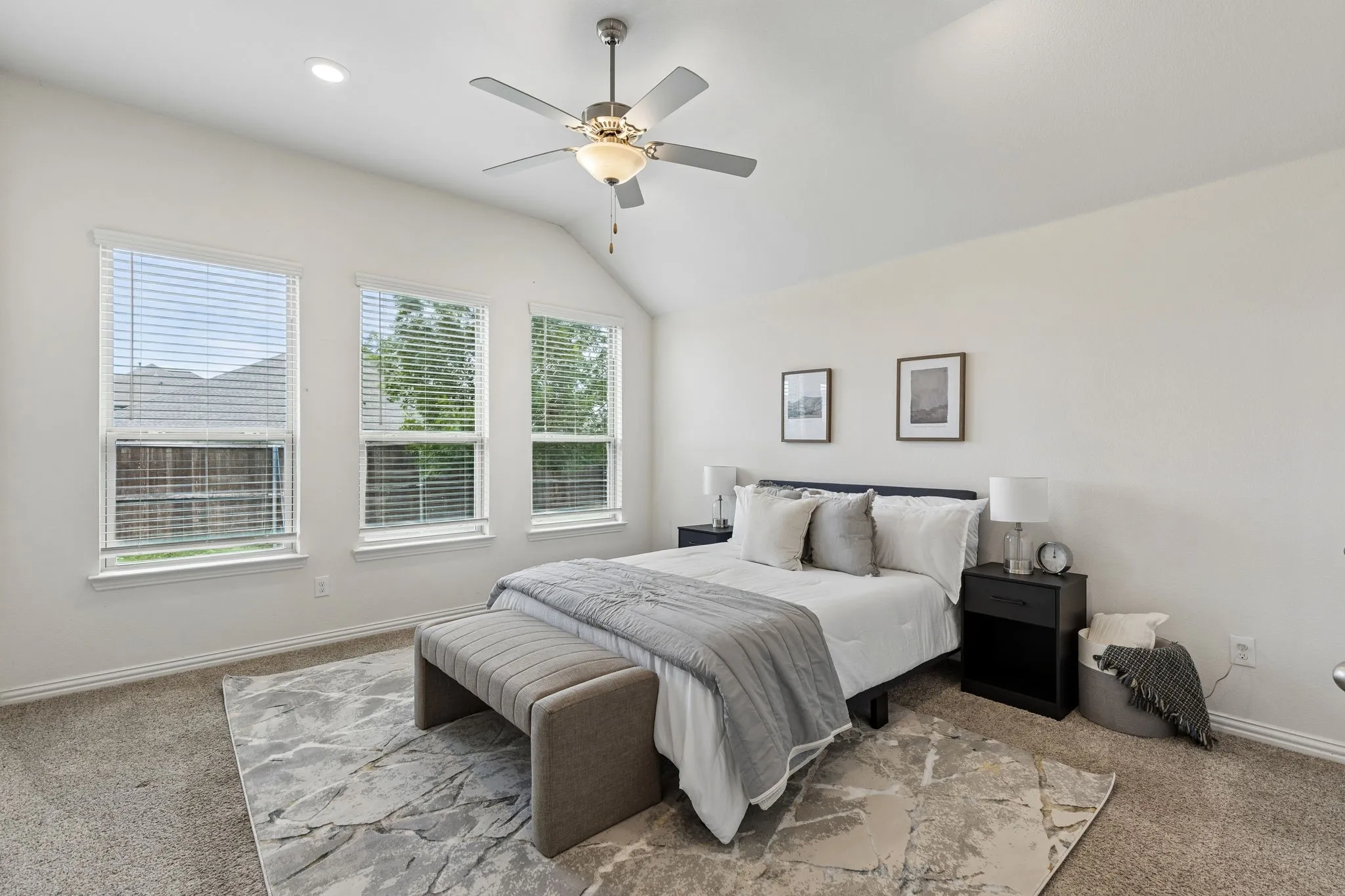 Single Family Residence For Sale in Collin County , 2726 Salt Creek Way, Celina, Texas 75078, 4 Bedroom, 4 Bathroom, 3 Garage spaces, 2,400 Sqft, built in 2018, mls#21293595, Real Estate Agent in Celina, Homes For Sale in Collin county, Homes For Sale in Celina, Realtor in Celina Texas, Real Estate Brokerage Independent Realty Texas, Luminita Cordes Realtor