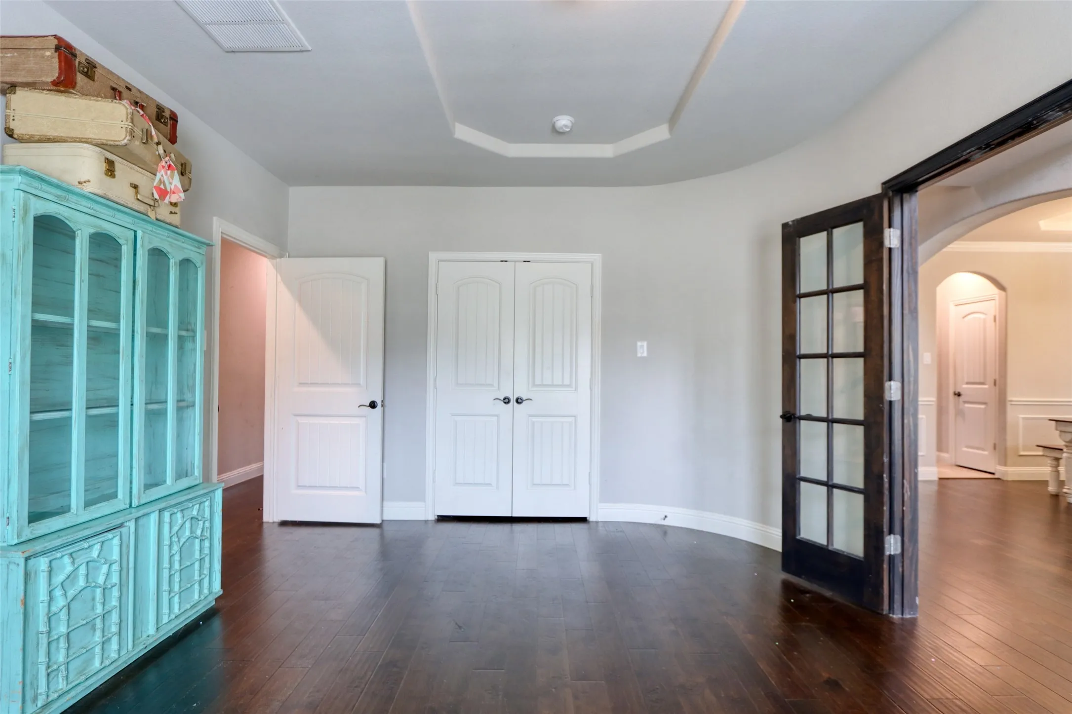 Single Family Residence For Rent in Ellis County , 2601 Grouse Hollow Way, Midlothian, Texas 76065, 6 Bedroom, 4 Bathroom, 3 Garage spaces, 4,266 Sqft, built in 2019, Price $5,000, mls#21292584, Real Estate Agent in Midlothian, Homes For Rent in Ellis county, Homes For Rent in Midlothian, Realtor in Midlothian Texas, Real Estate Brokerage Independent Realty Texas, Luminita Cordes Realtor
