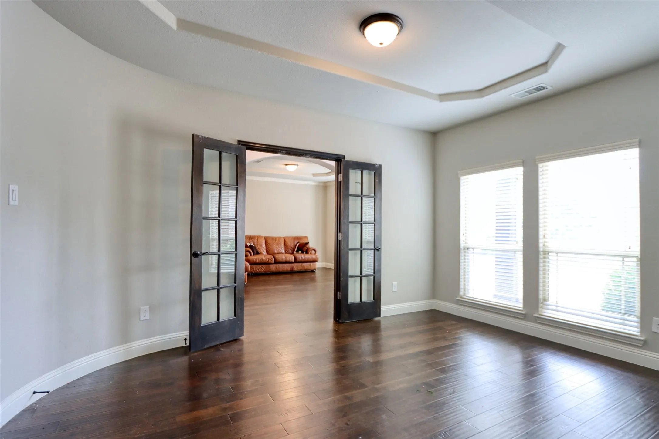 Single Family Residence For Rent in Ellis County , 2601 Grouse Hollow Way, Midlothian, Texas 76065, 6 Bedroom, 4 Bathroom, 3 Garage spaces, 4,266 Sqft, built in 2019, Price $5,000, mls#21292584, Real Estate Agent in Midlothian, Homes For Rent in Ellis county, Homes For Rent in Midlothian, Realtor in Midlothian Texas, Real Estate Brokerage Independent Realty Texas, Luminita Cordes Realtor