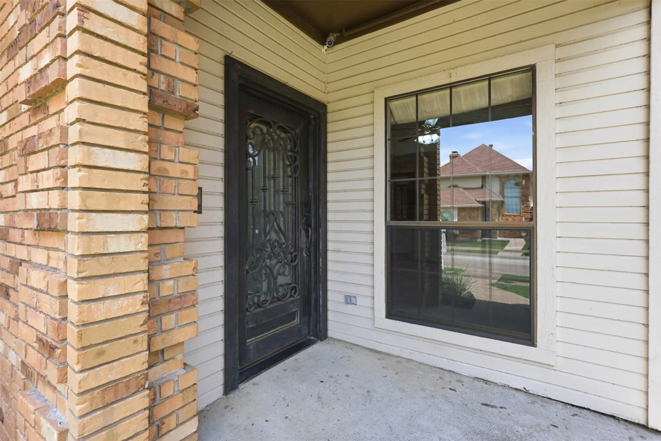 Single Family Residence For Sale in Collin County , 3006 N Jomar Drive, Plano, Texas 75075, 3 Bedroom, 3 Bathroom, 2 Garage spaces, 2,427 Sqft, built in 1984, mls#21293567, Real Estate Agent in Plano, Homes For Sale in Collin county, Homes For Sale in Plano, Realtor in Plano Texas, Real Estate Brokerage Independent Realty Texas, Luminita Cordes Realtor