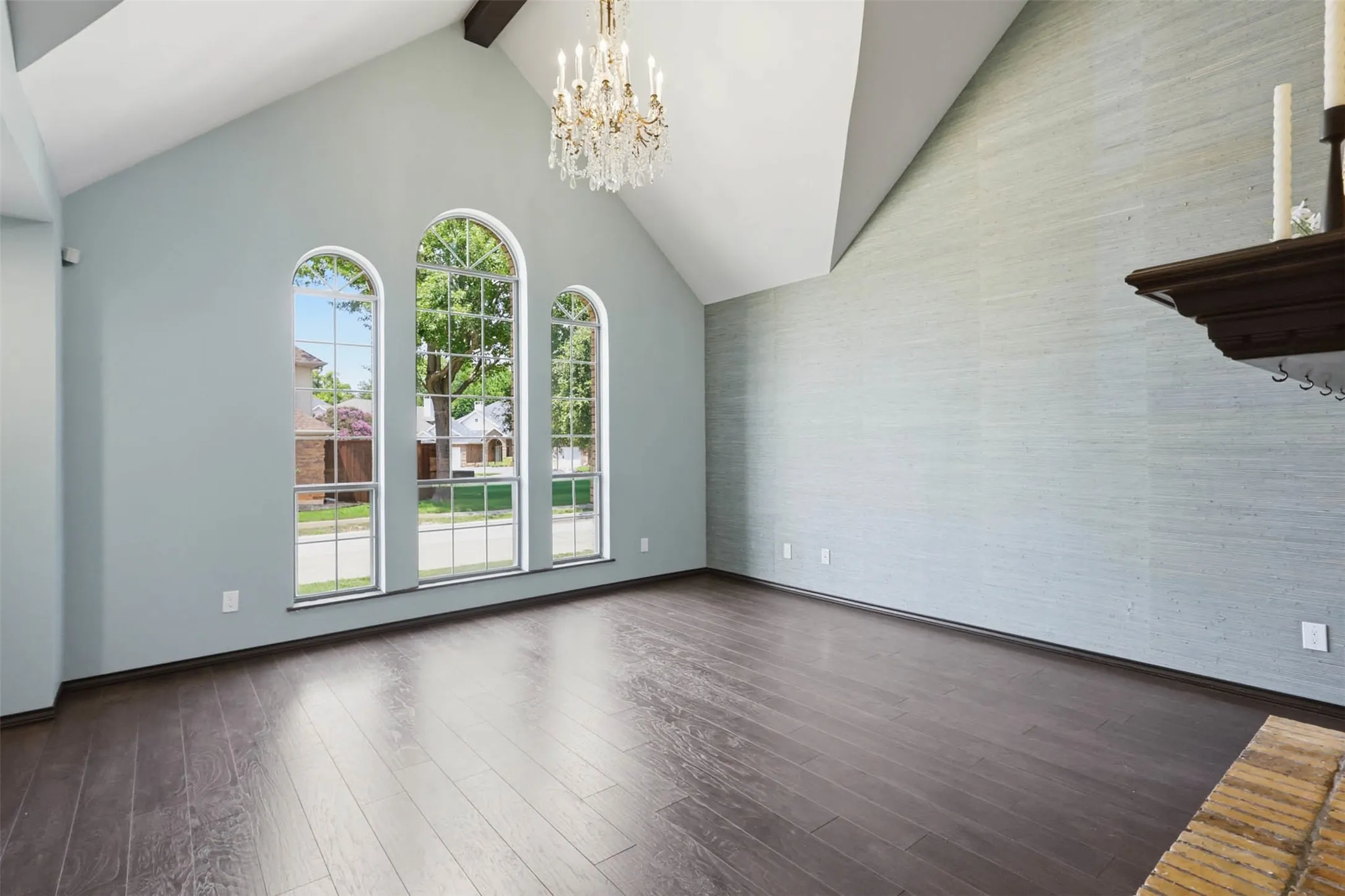 Single Family Residence For Sale in Collin County , 3006 N Jomar Drive, Plano, Texas 75075, 3 Bedroom, 3 Bathroom, 2 Garage spaces, 2,427 Sqft, built in 1984, mls#21293567, Real Estate Agent in Plano, Homes For Sale in Collin county, Homes For Sale in Plano, Realtor in Plano Texas, Real Estate Brokerage Independent Realty Texas, Luminita Cordes Realtor