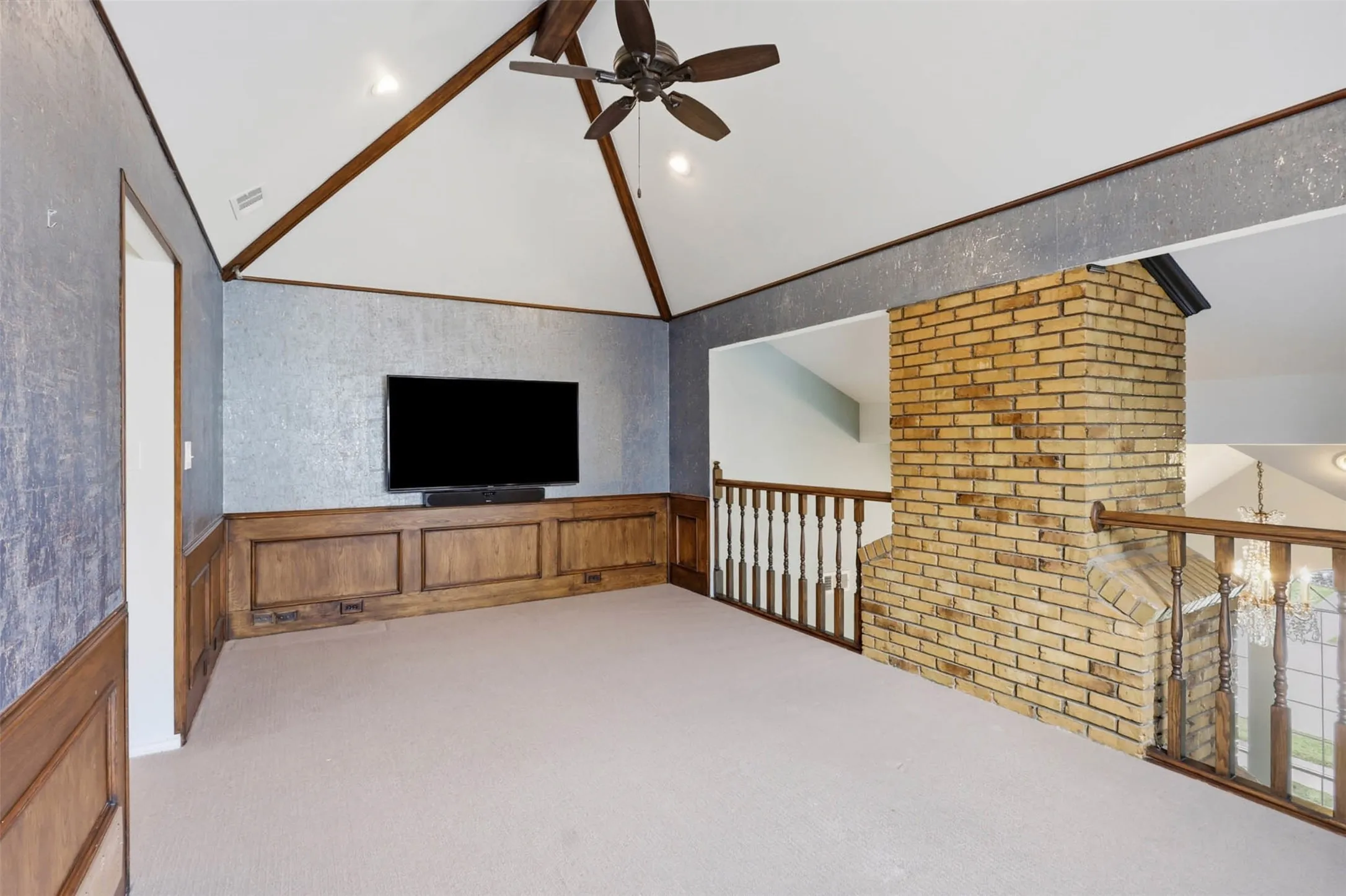 Single Family Residence For Sale in Collin County , 3006 N Jomar Drive, Plano, Texas 75075, 3 Bedroom, 3 Bathroom, 2 Garage spaces, 2,427 Sqft, built in 1984, mls#21293567, Real Estate Agent in Plano, Homes For Sale in Collin county, Homes For Sale in Plano, Realtor in Plano Texas, Real Estate Brokerage Independent Realty Texas, Luminita Cordes Realtor