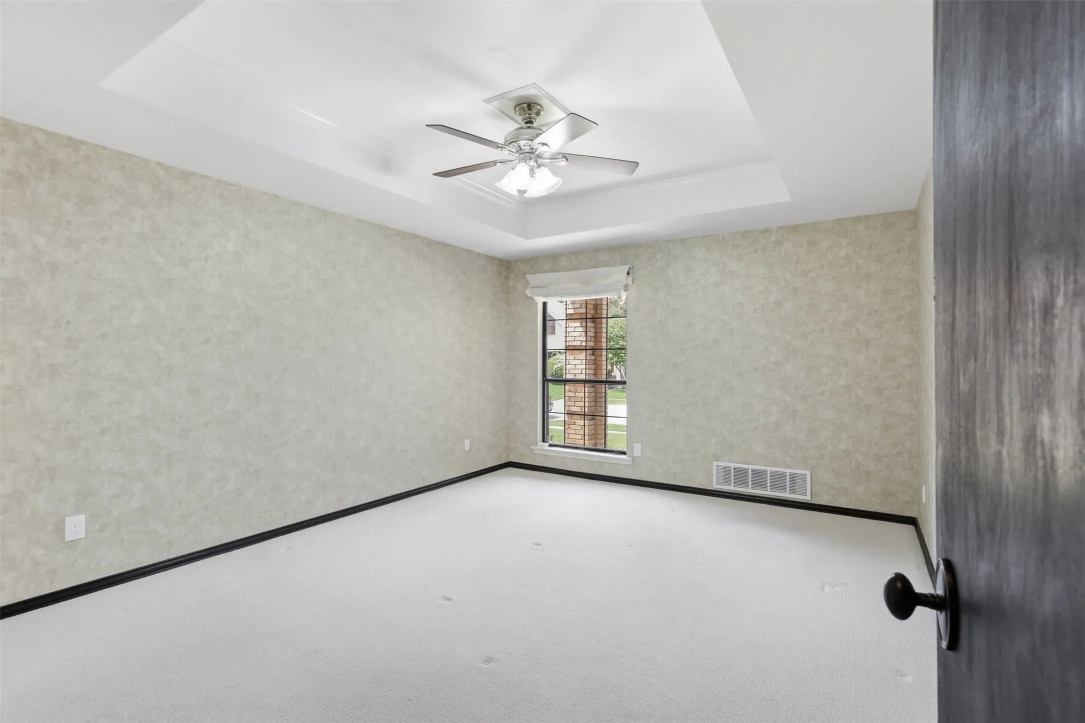 Single Family Residence For Sale in Collin County , 3006 N Jomar Drive, Plano, Texas 75075, 3 Bedroom, 3 Bathroom, 2 Garage spaces, 2,427 Sqft, built in 1984, mls#21293567, Real Estate Agent in Plano, Homes For Sale in Collin county, Homes For Sale in Plano, Realtor in Plano Texas, Real Estate Brokerage Independent Realty Texas, Luminita Cordes Realtor