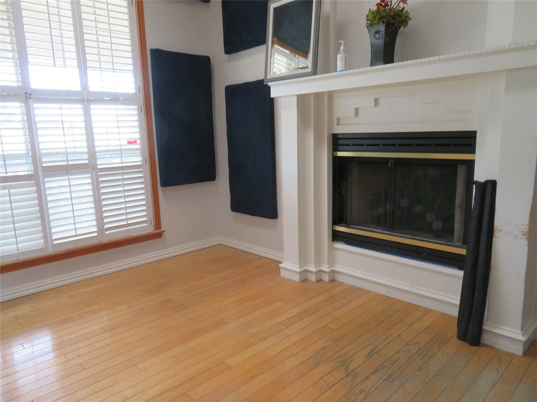 Office For Sale in Denton County , 3490 Teasley Lane, Denton, Texas 76210, 0, 0, Garage spaces, 4,294 Sqft, built in 1965, Price $550,000, mls#21291035, Real Estate Agent in Denton, Homes For Sale in Denton county, Homes For Sale in Denton, Realtor in Denton Texas, Real Estate Brokerage Independent Realty Texas, Luminita Cordes Realtor