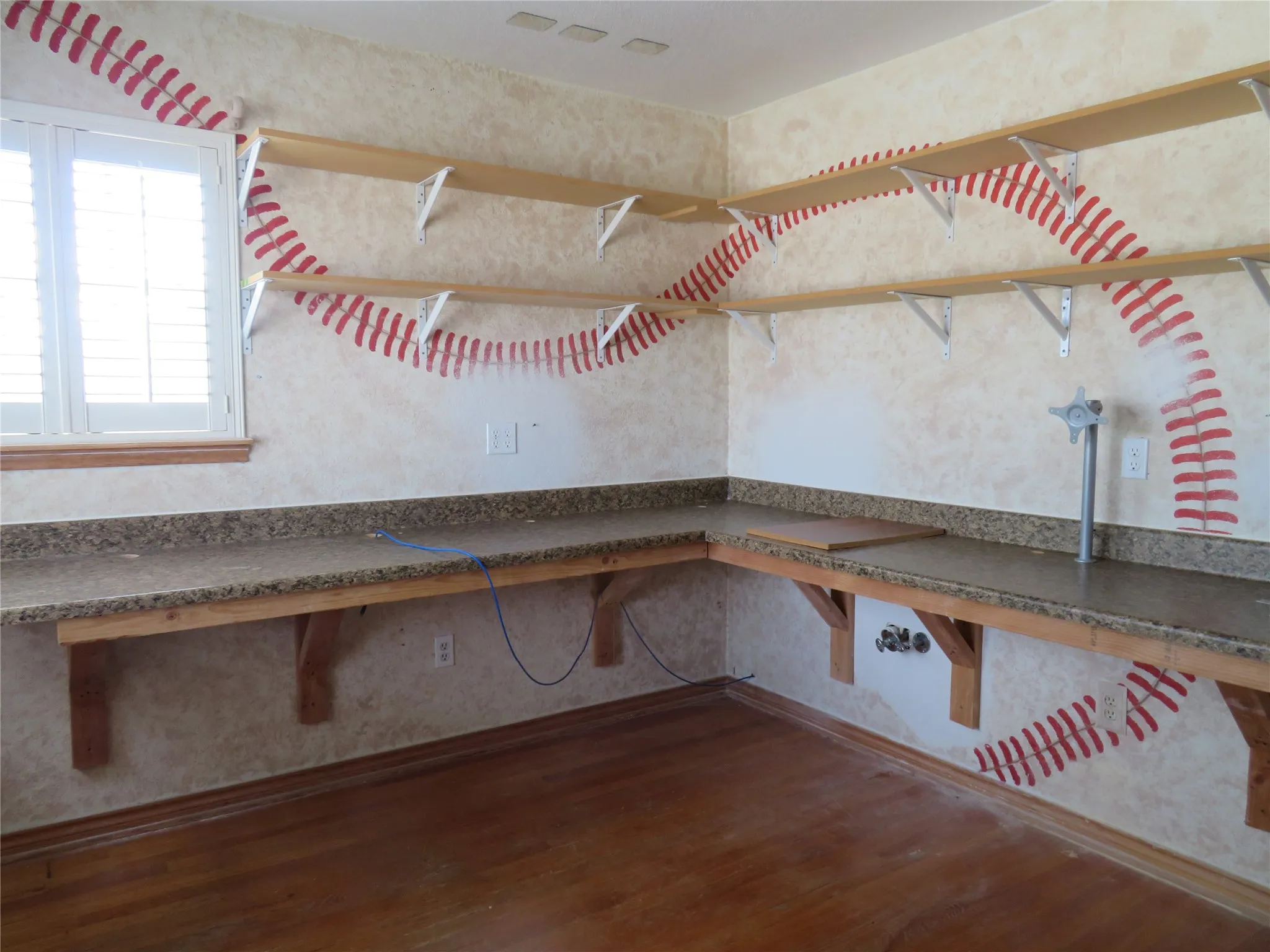 Office For Sale in Denton County , 3490 Teasley Lane, Denton, Texas 76210, 0, 0, Garage spaces, 4,294 Sqft, built in 1965, Price $550,000, mls#21291035, Real Estate Agent in Denton, Homes For Sale in Denton county, Homes For Sale in Denton, Realtor in Denton Texas, Real Estate Brokerage Independent Realty Texas, Luminita Cordes Realtor