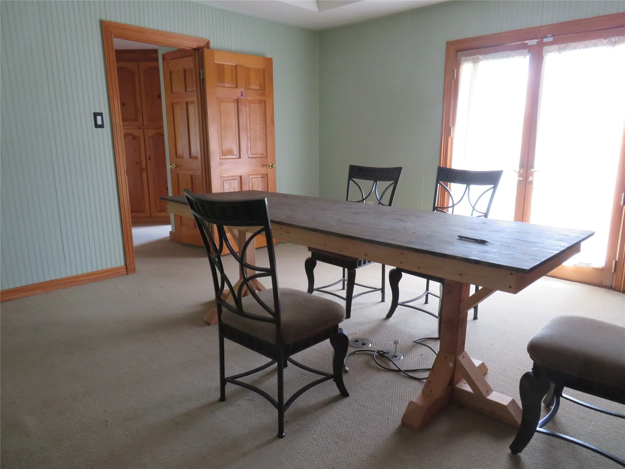 Office For Sale in Denton County , 3490 Teasley Lane, Denton, Texas 76210, 0, 0, Garage spaces, 4,294 Sqft, built in 1965, Price $550,000, mls#21291035, Real Estate Agent in Denton, Homes For Sale in Denton county, Homes For Sale in Denton, Realtor in Denton Texas, Real Estate Brokerage Independent Realty Texas, Luminita Cordes Realtor
