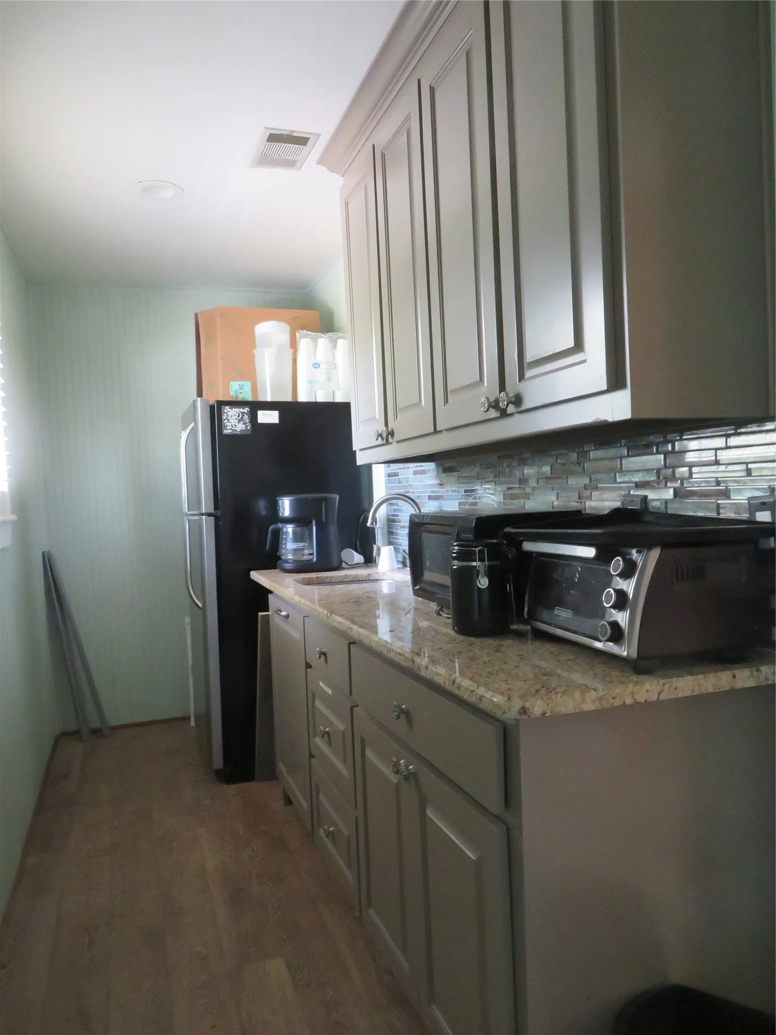 Office For Sale in Denton County , 3490 Teasley Lane, Denton, Texas 76210, 0, 0, Garage spaces, 4,294 Sqft, built in 1965, Price $550,000, mls#21291035, Real Estate Agent in Denton, Homes For Sale in Denton county, Homes For Sale in Denton, Realtor in Denton Texas, Real Estate Brokerage Independent Realty Texas, Luminita Cordes Realtor