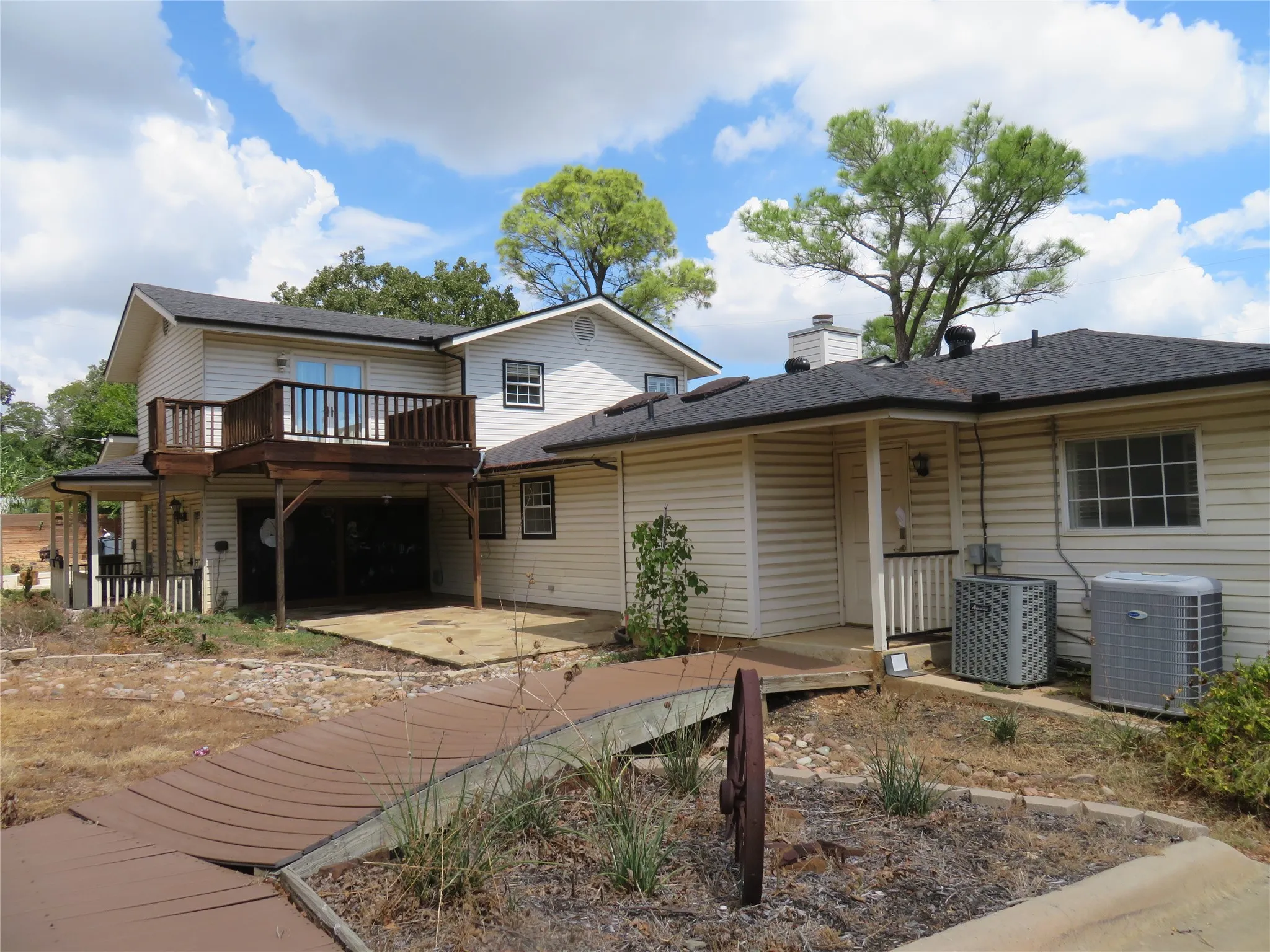 Office For Sale in Denton County , 3490 Teasley Lane, Denton, Texas 76210, 0, 0, Garage spaces, 4,294 Sqft, built in 1965, Price $550,000, mls#21291035, Real Estate Agent in Denton, Homes For Sale in Denton county, Homes For Sale in Denton, Realtor in Denton Texas, Real Estate Brokerage Independent Realty Texas, Luminita Cordes Realtor