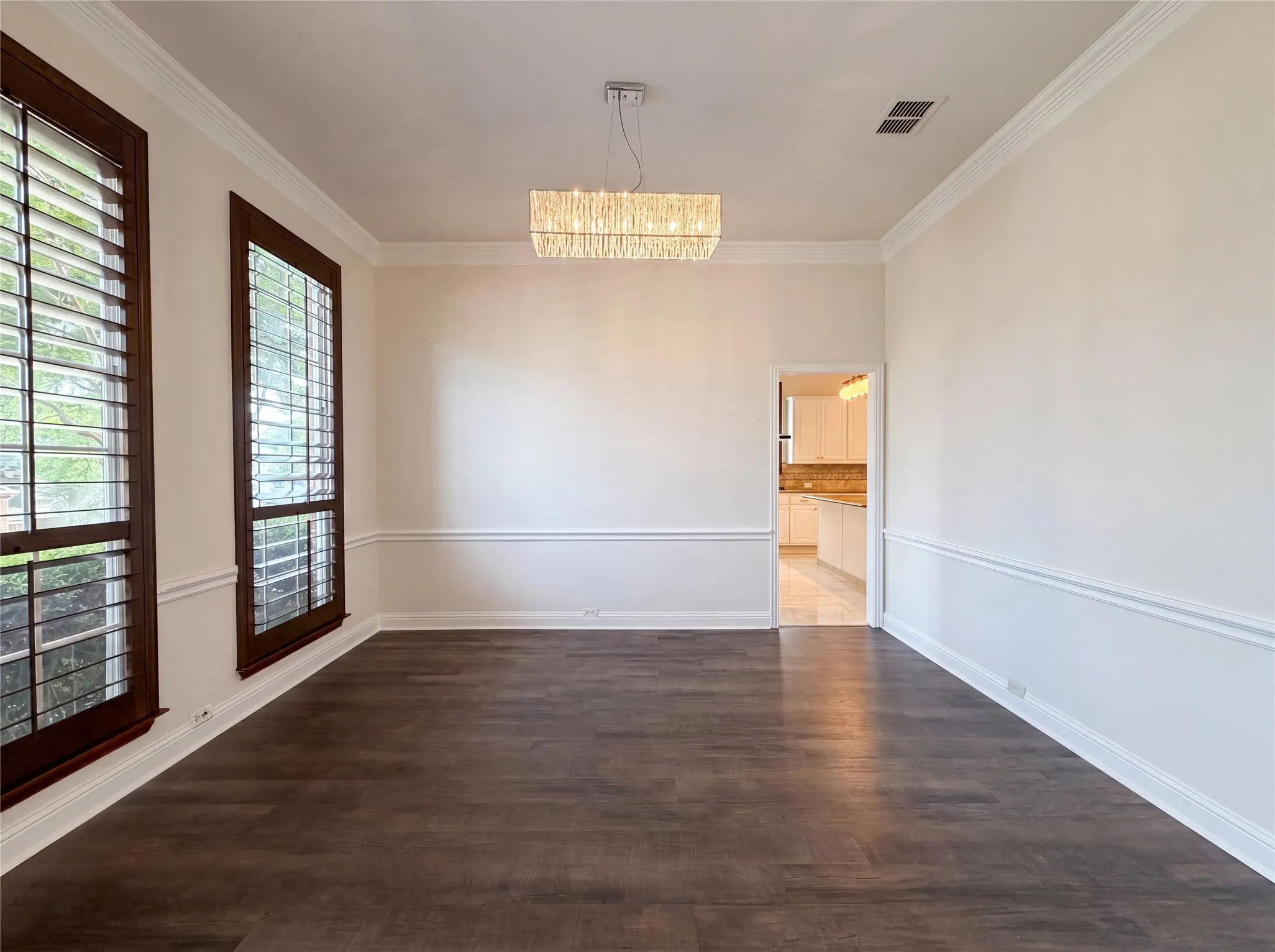 Single Family Residence For Sale in Collin County , 1429 Greenbriar Drive, Allen, Texas 75013, 5 Bedroom, 4 Bathroom, 2 Garage spaces, 3,620 Sqft, built in 1998, mls#21293616, Real Estate Agent in Allen, Homes For Sale in Collin county, Homes For Sale in Allen, Realtor in Allen Texas, Real Estate Brokerage Independent Realty Texas, Luminita Cordes Realtor