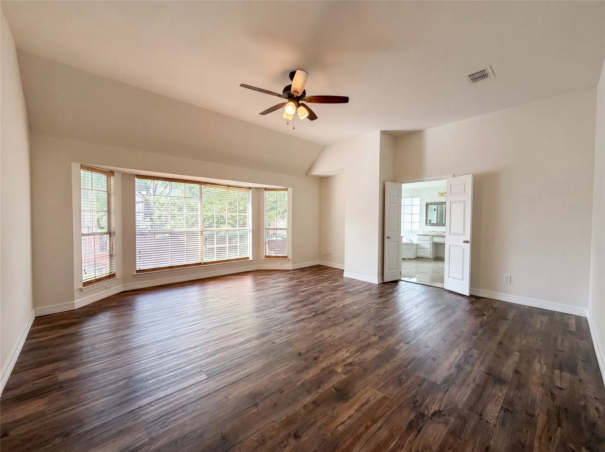 Single Family Residence For Sale in Collin County , 1429 Greenbriar Drive, Allen, Texas 75013, 5 Bedroom, 4 Bathroom, 2 Garage spaces, 3,620 Sqft, built in 1998, mls#21293616, Real Estate Agent in Allen, Homes For Sale in Collin county, Homes For Sale in Allen, Realtor in Allen Texas, Real Estate Brokerage Independent Realty Texas, Luminita Cordes Realtor