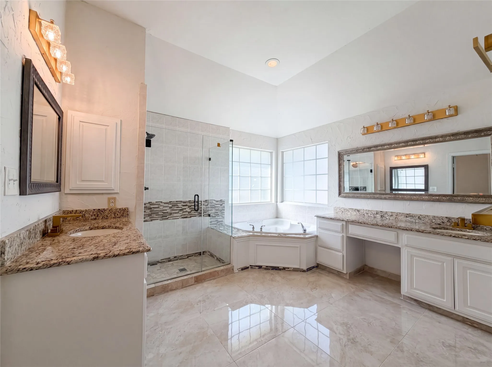 Single Family Residence For Sale in Collin County , 1429 Greenbriar Drive, Allen, Texas 75013, 5 Bedroom, 4 Bathroom, 2 Garage spaces, 3,620 Sqft, built in 1998, mls#21293616, Real Estate Agent in Allen, Homes For Sale in Collin county, Homes For Sale in Allen, Realtor in Allen Texas, Real Estate Brokerage Independent Realty Texas, Luminita Cordes Realtor