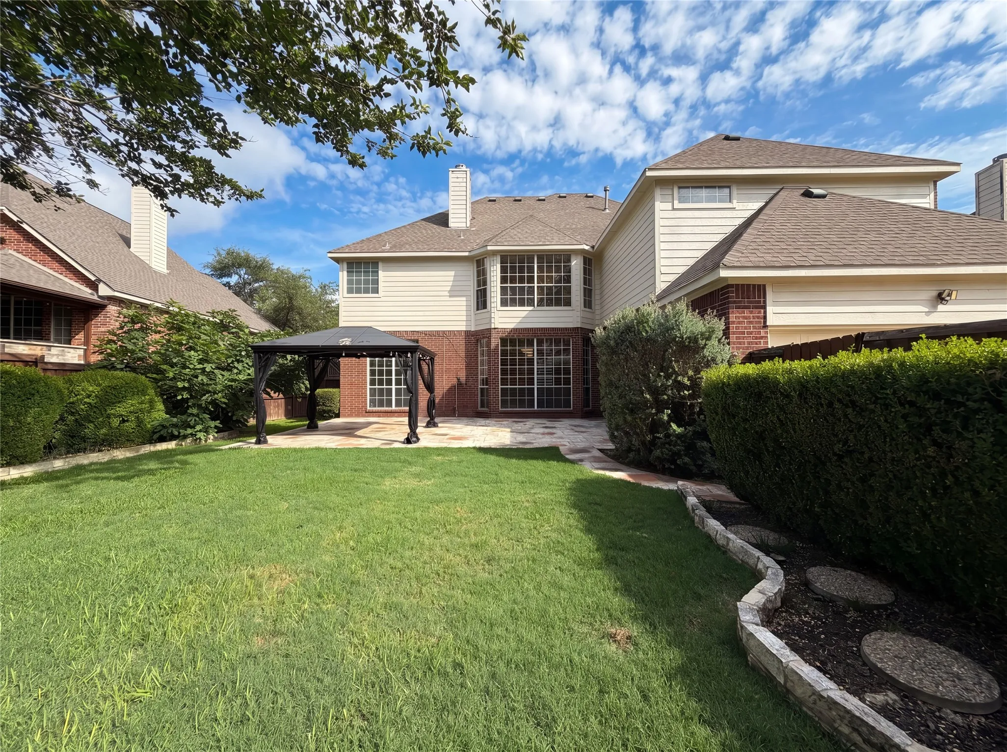 Single Family Residence For Sale in Collin County , 1429 Greenbriar Drive, Allen, Texas 75013, 5 Bedroom, 4 Bathroom, 2 Garage spaces, 3,620 Sqft, built in 1998, mls#21293616, Real Estate Agent in Allen, Homes For Sale in Collin county, Homes For Sale in Allen, Realtor in Allen Texas, Real Estate Brokerage Independent Realty Texas, Luminita Cordes Realtor
