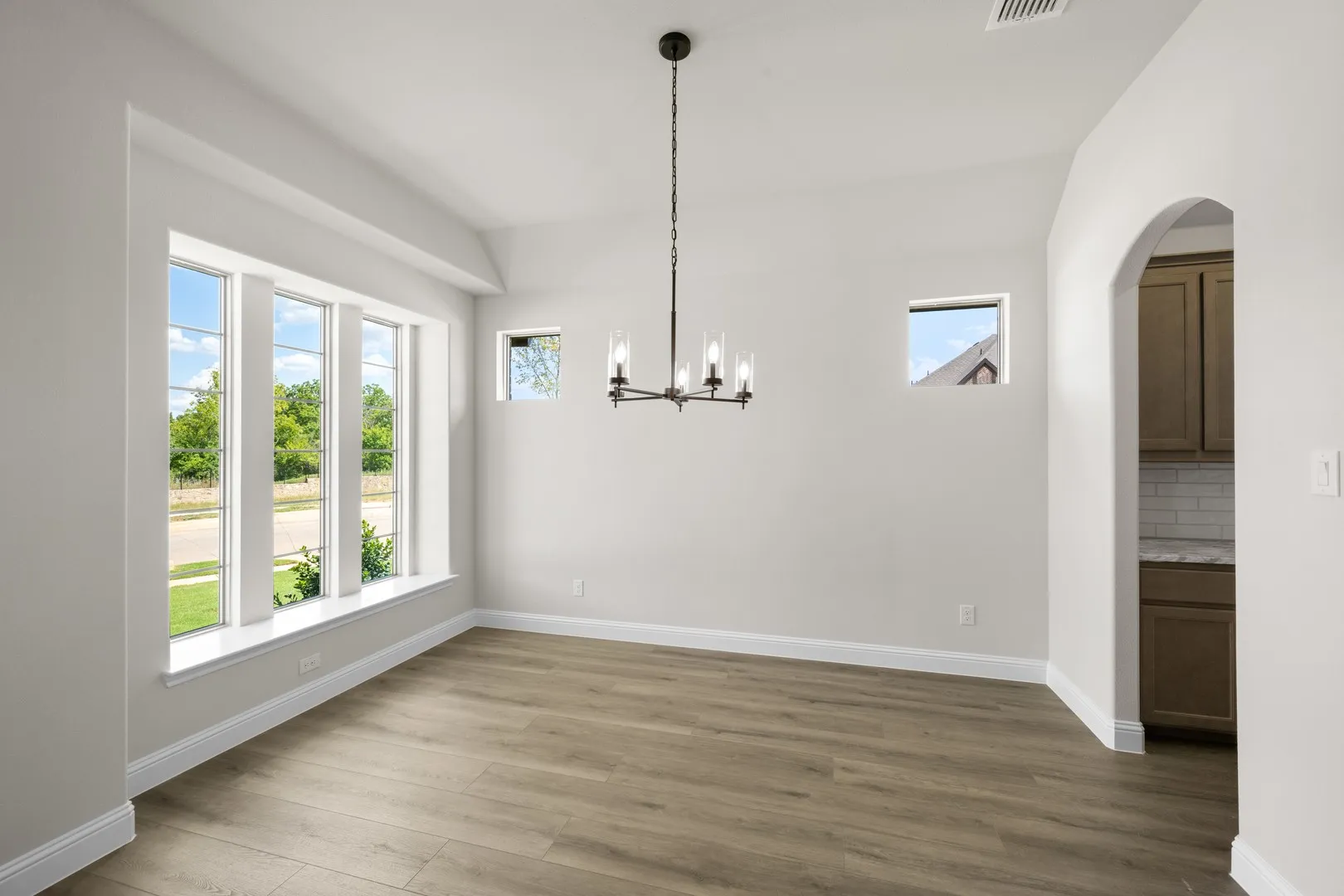 DFW-Mockingbird Hills-Concept 2533-11 Plover Street- Dining Room -Risewell Homes