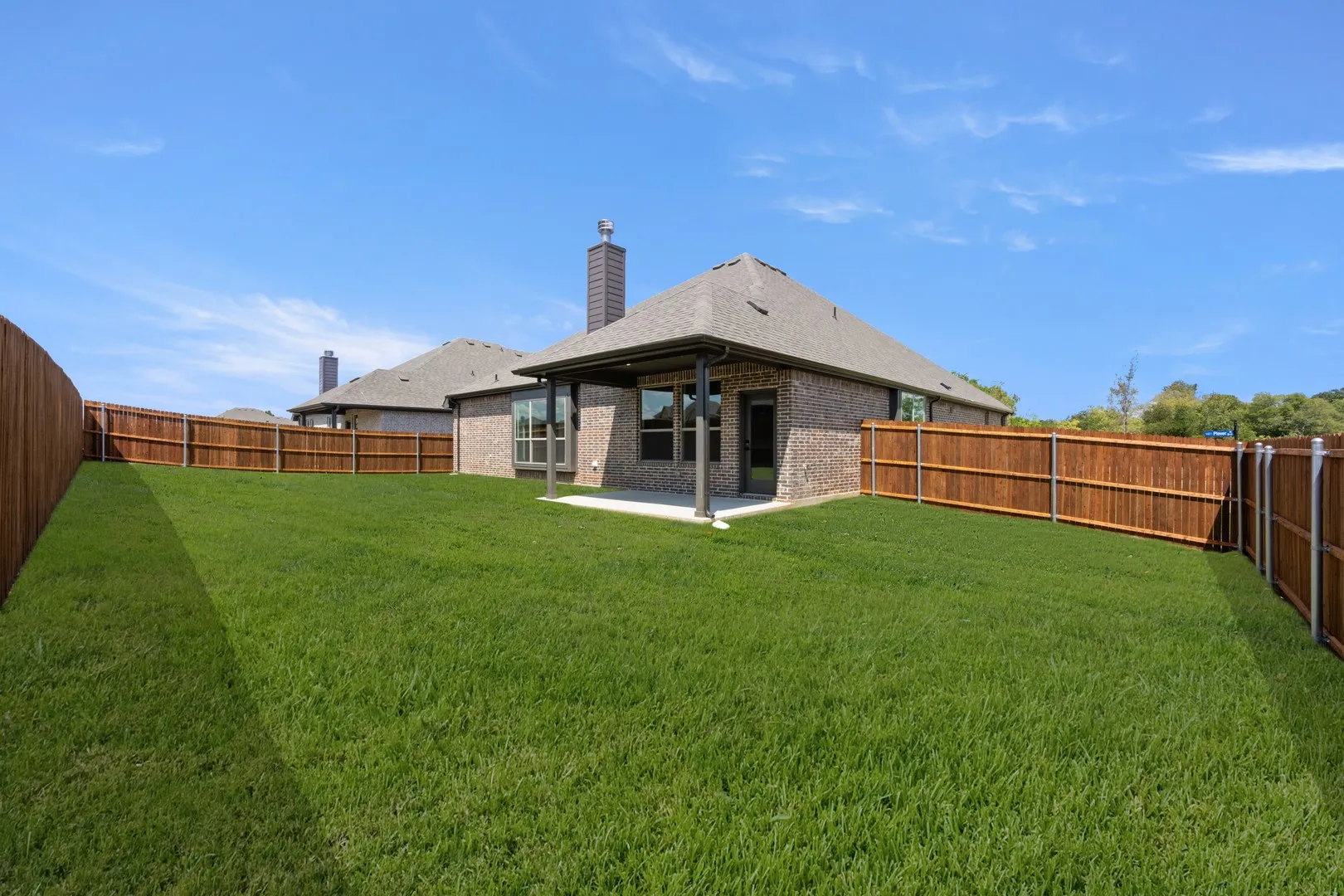 DFW-Mockingbird Hills-Concept 2533-11 Plover Street-Back Exterior-Risewell Homes