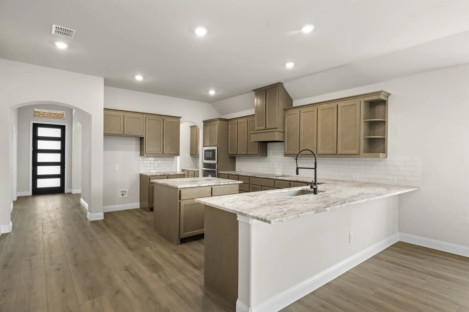 DFW-Mockingbird Hills-Concept 2533-11 Plover Street- Kitchen-Risewell Homes-4