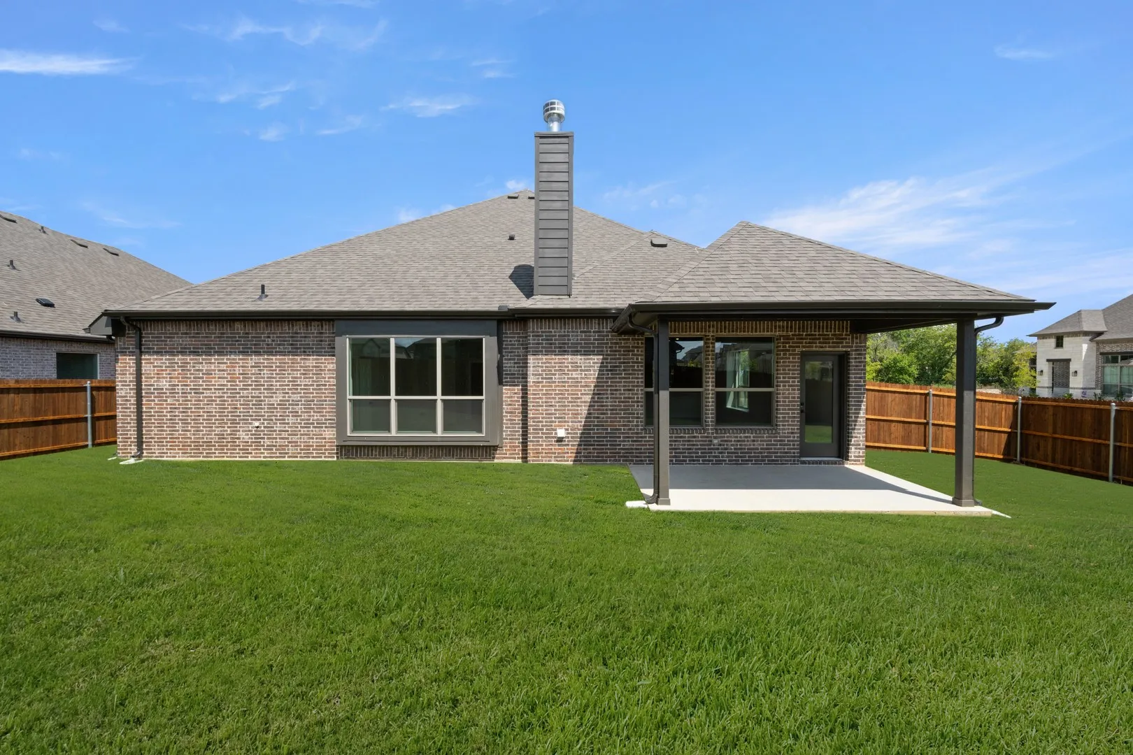 DFW-Mockingbird Hills-Concept 2533-11 Plover Street-Back Exterior-Risewell Homes-2