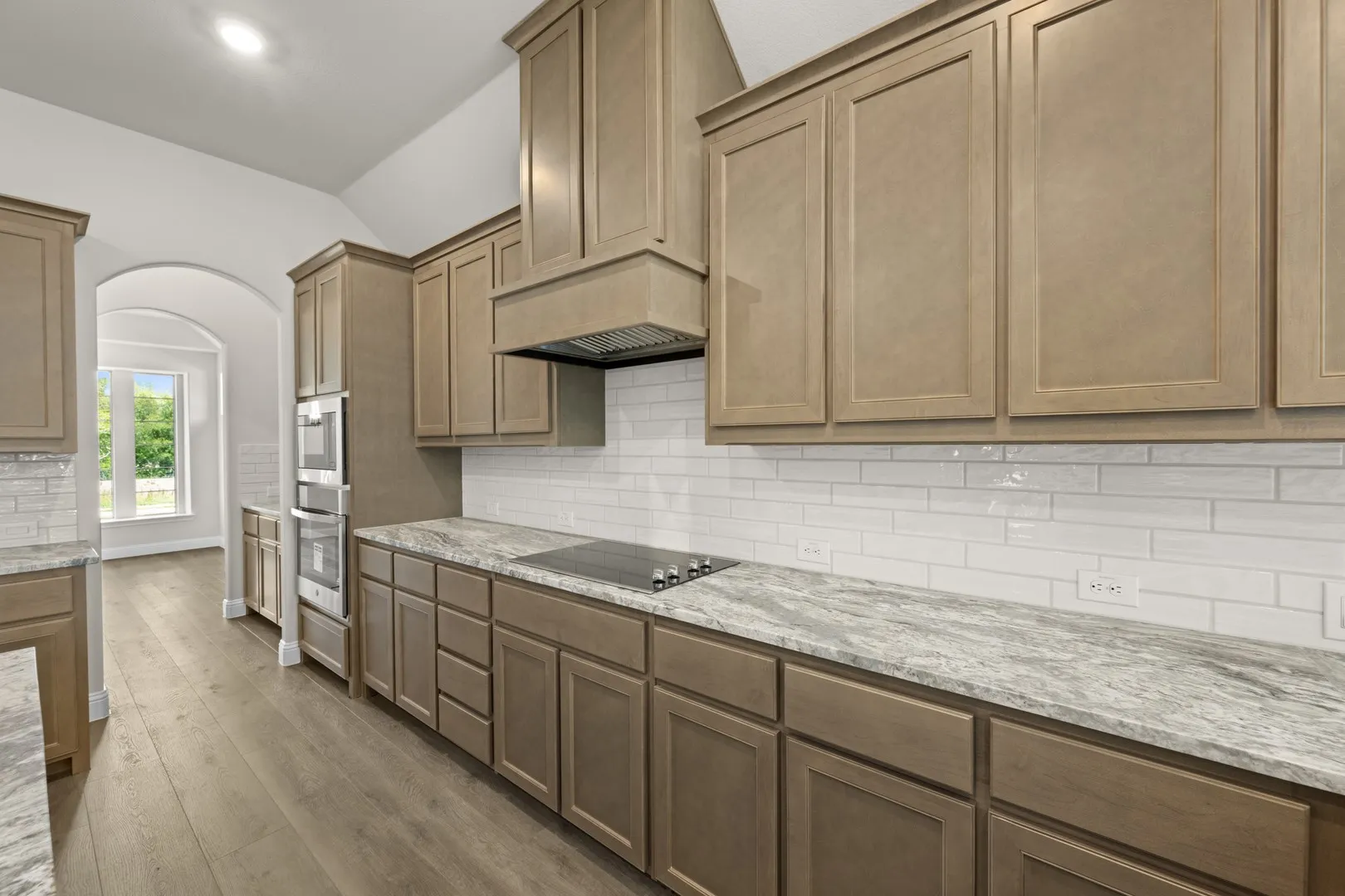 DFW-Mockingbird Hills-Concept 2533-11 Plover Street- Kitchen-Risewell Homes-2