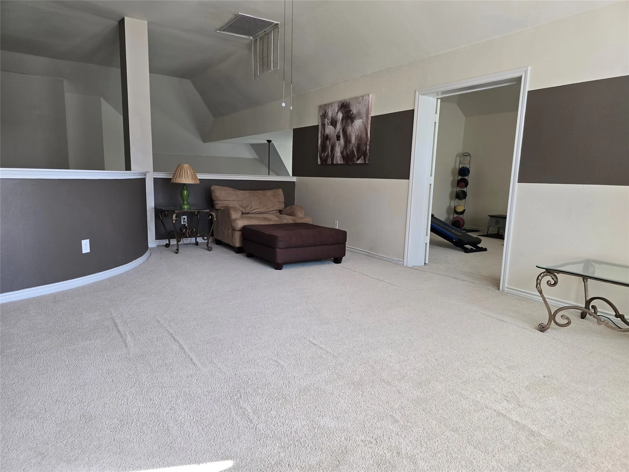 Single Family Residence For Sale in Ellis County , 506 Magnolia Lane, Glenn Heights, Texas 75154, 6 Bedroom, 4 Bathroom, 2 Garage spaces, 4,206 Sqft, built in 2006, mls#21293652, Real Estate Agent in Glenn Heights, Homes For Sale in Ellis county, Homes For Sale in Glenn Heights, Realtor in Glenn Heights Texas, Real Estate Brokerage Independent Realty Texas, Luminita Cordes Realtor