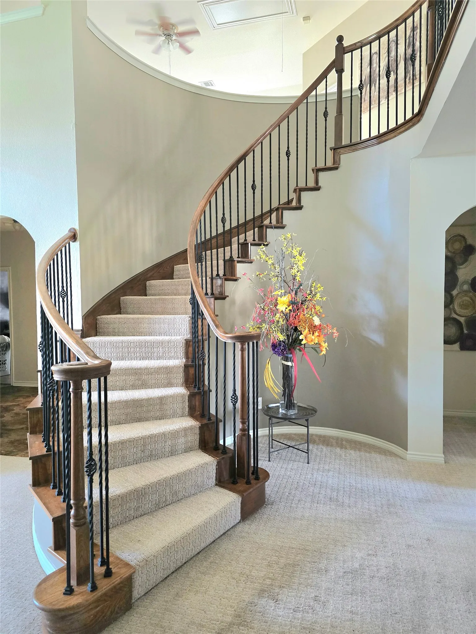 Single Family Residence For Sale in Ellis County , 506 Magnolia Lane, Glenn Heights, Texas 75154, 6 Bedroom, 4 Bathroom, 2 Garage spaces, 4,206 Sqft, built in 2006, mls#21293652, Real Estate Agent in Glenn Heights, Homes For Sale in Ellis county, Homes For Sale in Glenn Heights, Realtor in Glenn Heights Texas, Real Estate Brokerage Independent Realty Texas, Luminita Cordes Realtor