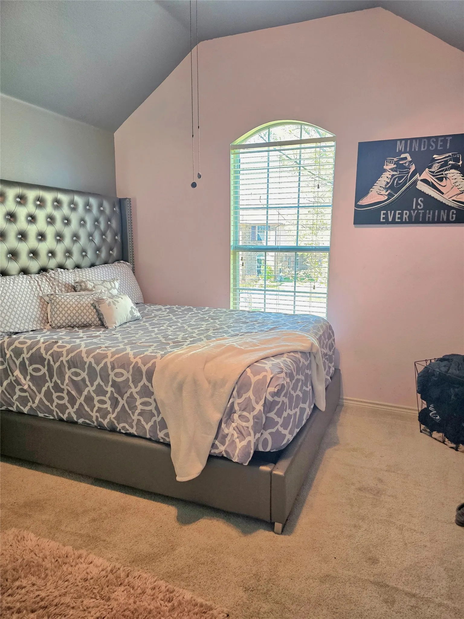 Single Family Residence For Sale in Ellis County , 506 Magnolia Lane, Glenn Heights, Texas 75154, 6 Bedroom, 4 Bathroom, 2 Garage spaces, 4,206 Sqft, built in 2006, mls#21293652, Real Estate Agent in Glenn Heights, Homes For Sale in Ellis county, Homes For Sale in Glenn Heights, Realtor in Glenn Heights Texas, Real Estate Brokerage Independent Realty Texas, Luminita Cordes Realtor