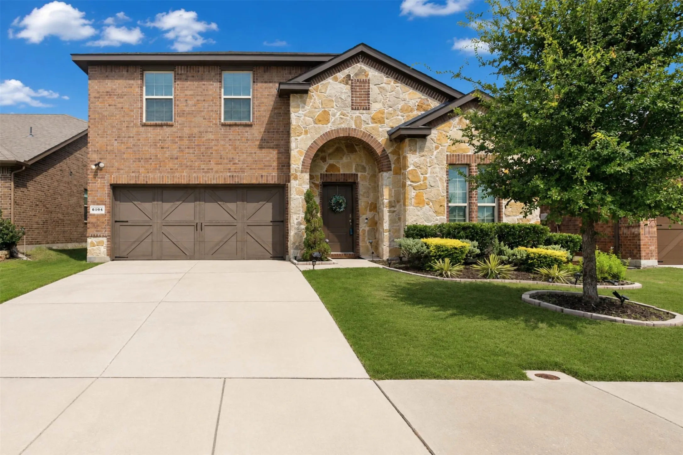 Single Family Residence For Sale in Denton County , 6404 Cheshire Street, Celina, Texas 76227, 4 Bedroom, 3 Bathroom, 2 Garage spaces, 2,738 Sqft, built in 2019, mls#21293431, Real Estate Agent in Celina, Homes For Sale in Denton county, Homes For Sale in Celina, Realtor in Celina Texas, Real Estate Brokerage Independent Realty Texas, Luminita Cordes Realtor