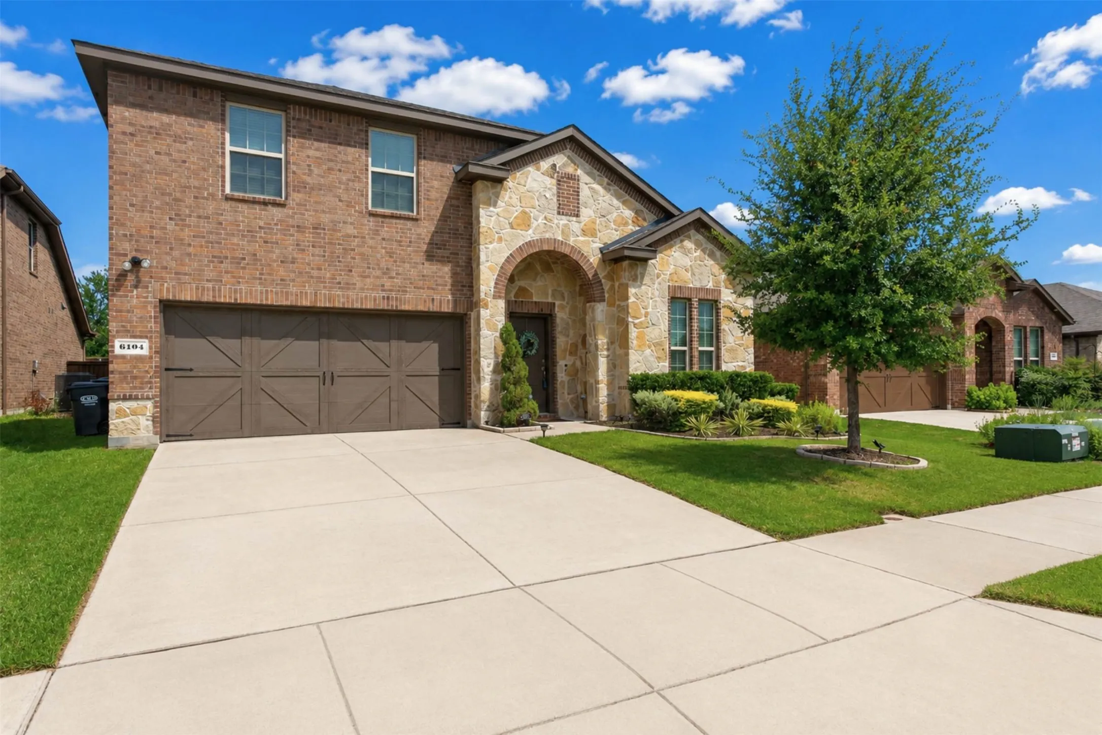Single Family Residence For Sale in Denton County , 6404 Cheshire Street, Celina, Texas 76227, 4 Bedroom, 3 Bathroom, 2 Garage spaces, 2,738 Sqft, built in 2019, mls#21293431, Real Estate Agent in Celina, Homes For Sale in Denton county, Homes For Sale in Celina, Realtor in Celina Texas, Real Estate Brokerage Independent Realty Texas, Luminita Cordes Realtor
