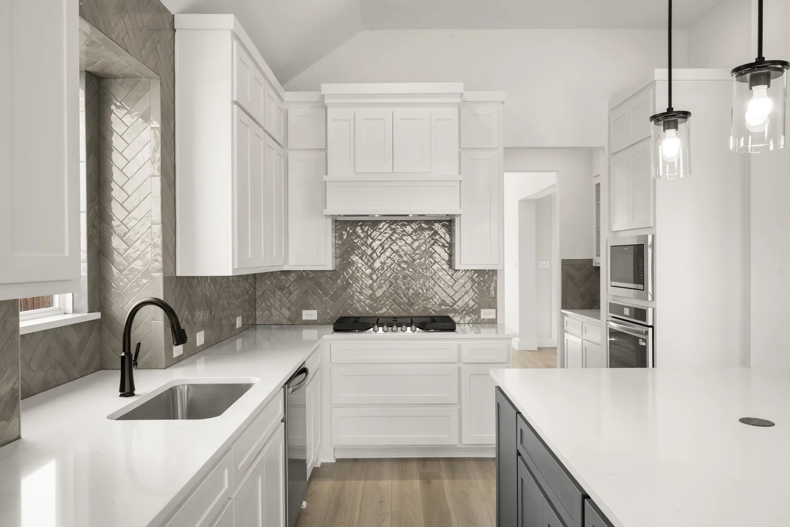 311 Boulder- Kitchen-3