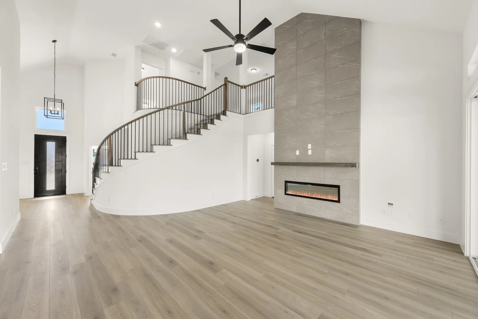 311 Boulder- Living Room-1
