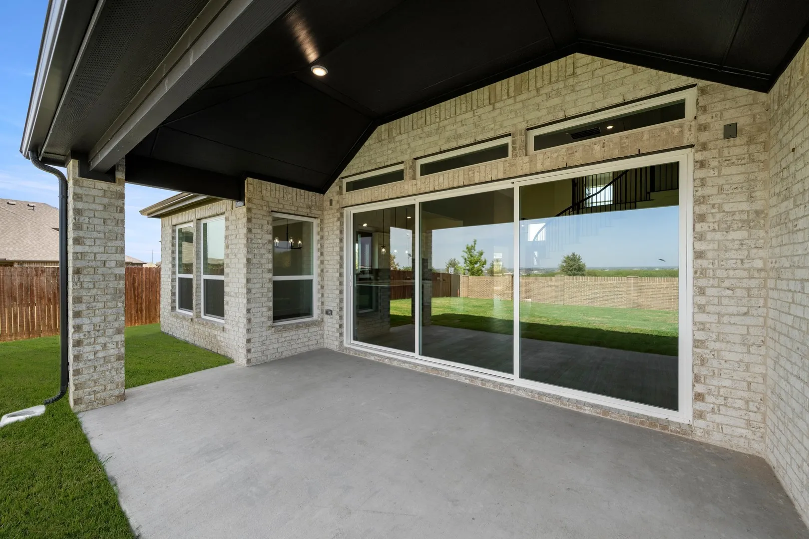 311 Boulder- Back-3