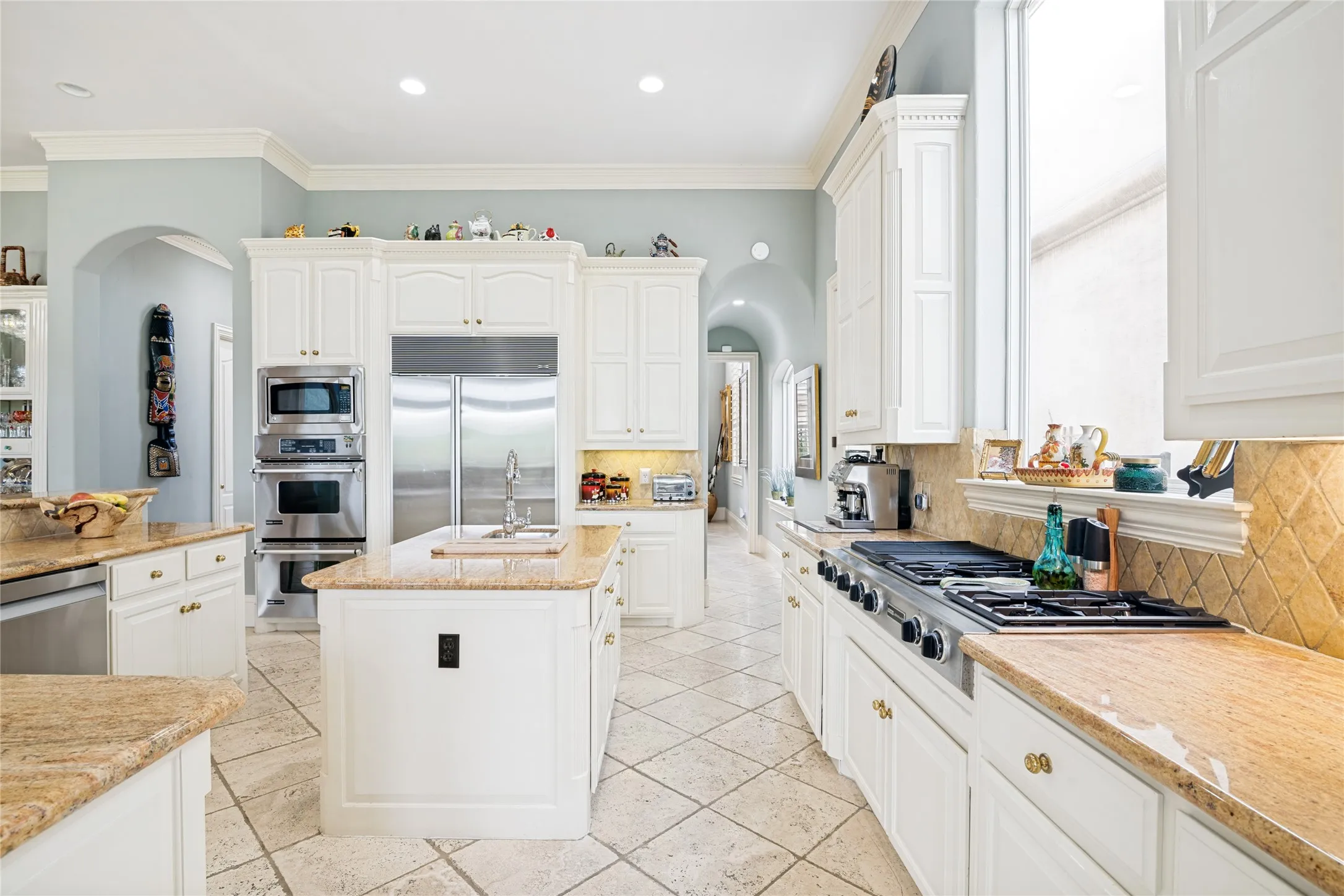 Single Family Residence For Sale in Collin County , 5528 Gleneagles Drive, Plano, Texas 75093, 4 Bedroom, 4 Bathroom, 2 Garage spaces, 4,017 Sqft, built in 2000, mls#21291733, Real Estate Agent in Plano, Homes For Sale in Collin county, Homes For Sale in Plano, Realtor in Plano Texas, Real Estate Brokerage Independent Realty Texas, Luminita Cordes Realtor