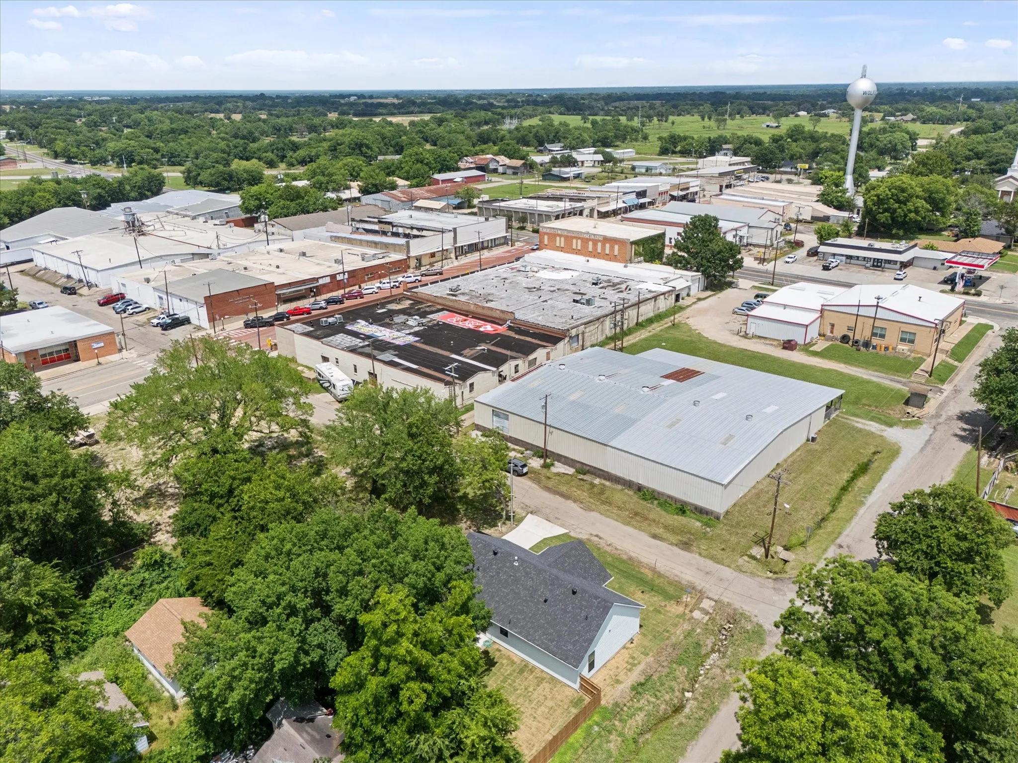 Single Family Residence For Sale in Hunt County , 108 S Manson Street, Wolfe City, Texas 75496, 3 Bedroom, 2 Bathroom, Garage spaces, 1,618 Sqft, built in 2026, mls#21287620, Real Estate Agent in Wolfe City, Homes For Sale in Hunt county, Homes For Sale in Wolfe City, Realtor in Wolfe City Texas, Real Estate Brokerage Independent Realty Texas, Luminita Cordes Realtor