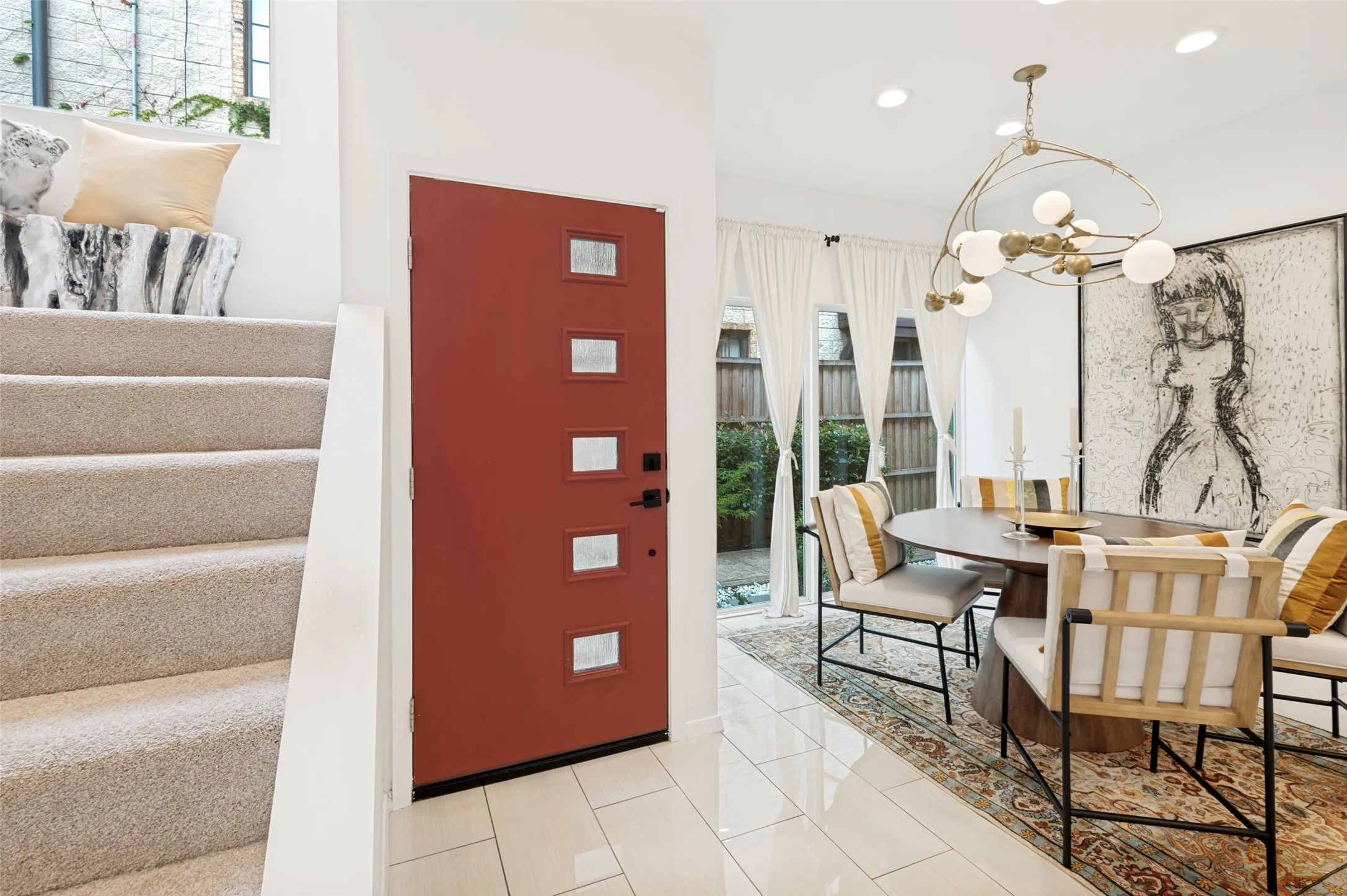 Condominium For Sale in Dallas County , 2509 Welborn Street C, Dallas, Texas 75219, 2 Bedroom, 3 Bathroom, 1 Garage spaces, 1,380 Sqft, built in 1981, mls#21292288, Real Estate Agent in Dallas, Homes For Sale in Dallas county, Homes For Sale in Dallas, Realtor in Dallas Texas, Real Estate Brokerage Independent Realty Texas, Luminita Cordes Realtor