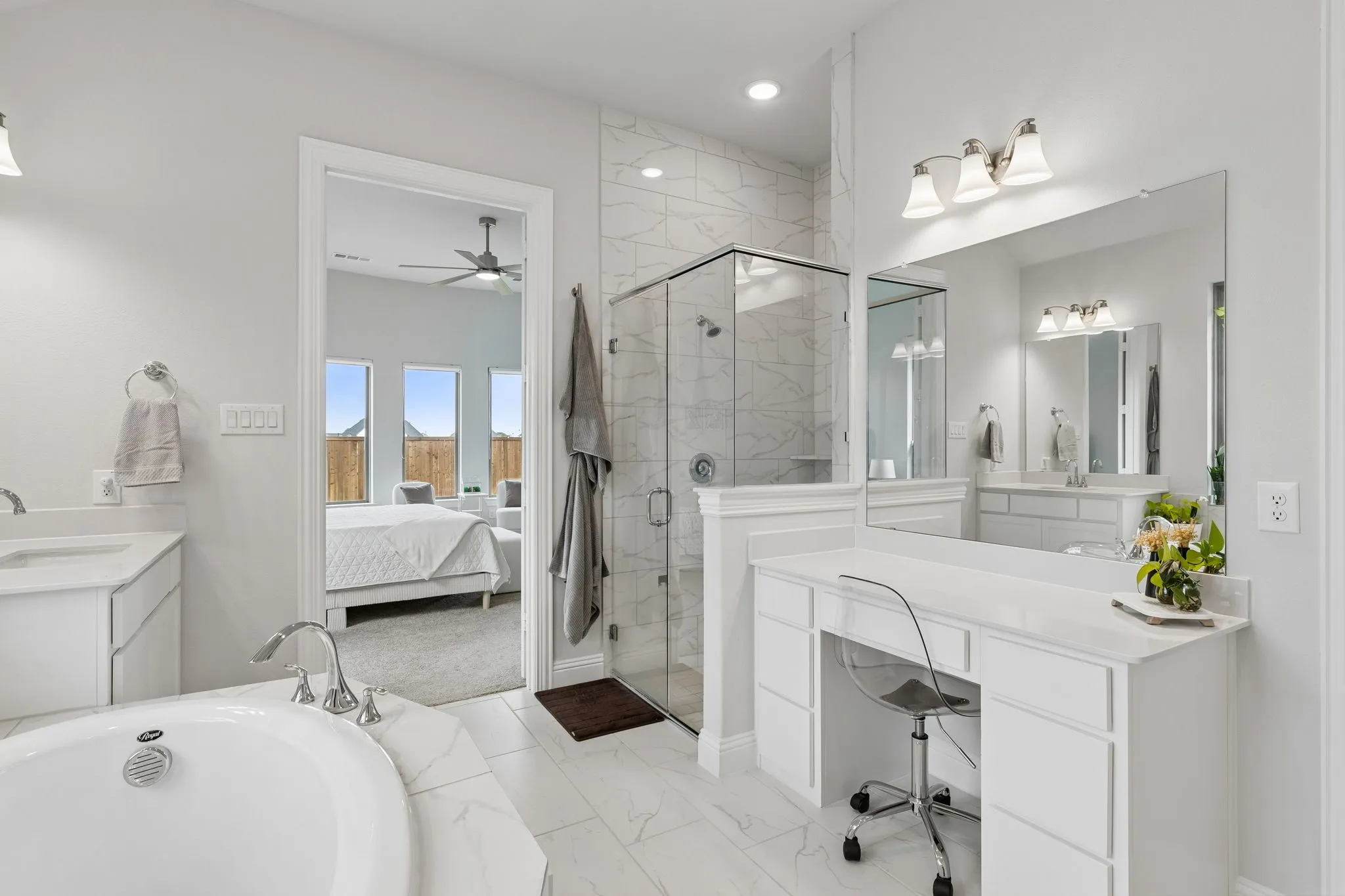 Single Family Residence For Sale in Dallas County , 404 Lacey Oak Lane, Wylie, Texas 75098, 4 Bedroom, 4 Bathroom, 3 Garage spaces, 2,965 Sqft, built in 2024, mls#21286931, Real Estate Agent in Wylie, Homes For Sale in Dallas county, Homes For Sale in Wylie, Realtor in Wylie Texas, Real Estate Brokerage Independent Realty Texas, Luminita Cordes Realtor