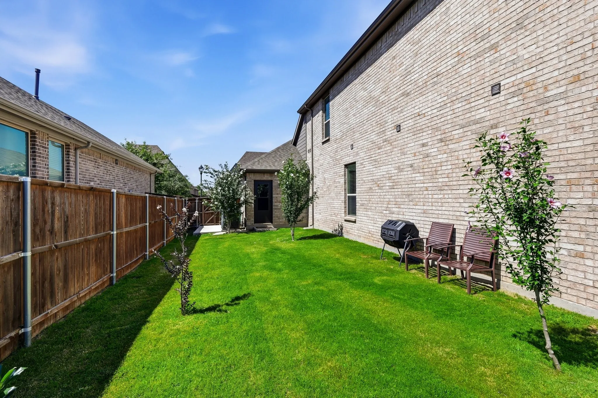 Single Family Residence For Sale in Tarrant County , 1813 Otwell Drive, Fort Worth, Texas 76052, 5 Bedroom, 4 Bathroom, 3 Garage spaces, 3,053 Sqft, built in 2020, mls#21289336, Real Estate Agent in Fort Worth, Homes For Sale in Tarrant county, Homes For Sale in Fort Worth, Realtor in Fort Worth Texas, Real Estate Brokerage Independent Realty Texas, Luminita Cordes Realtor