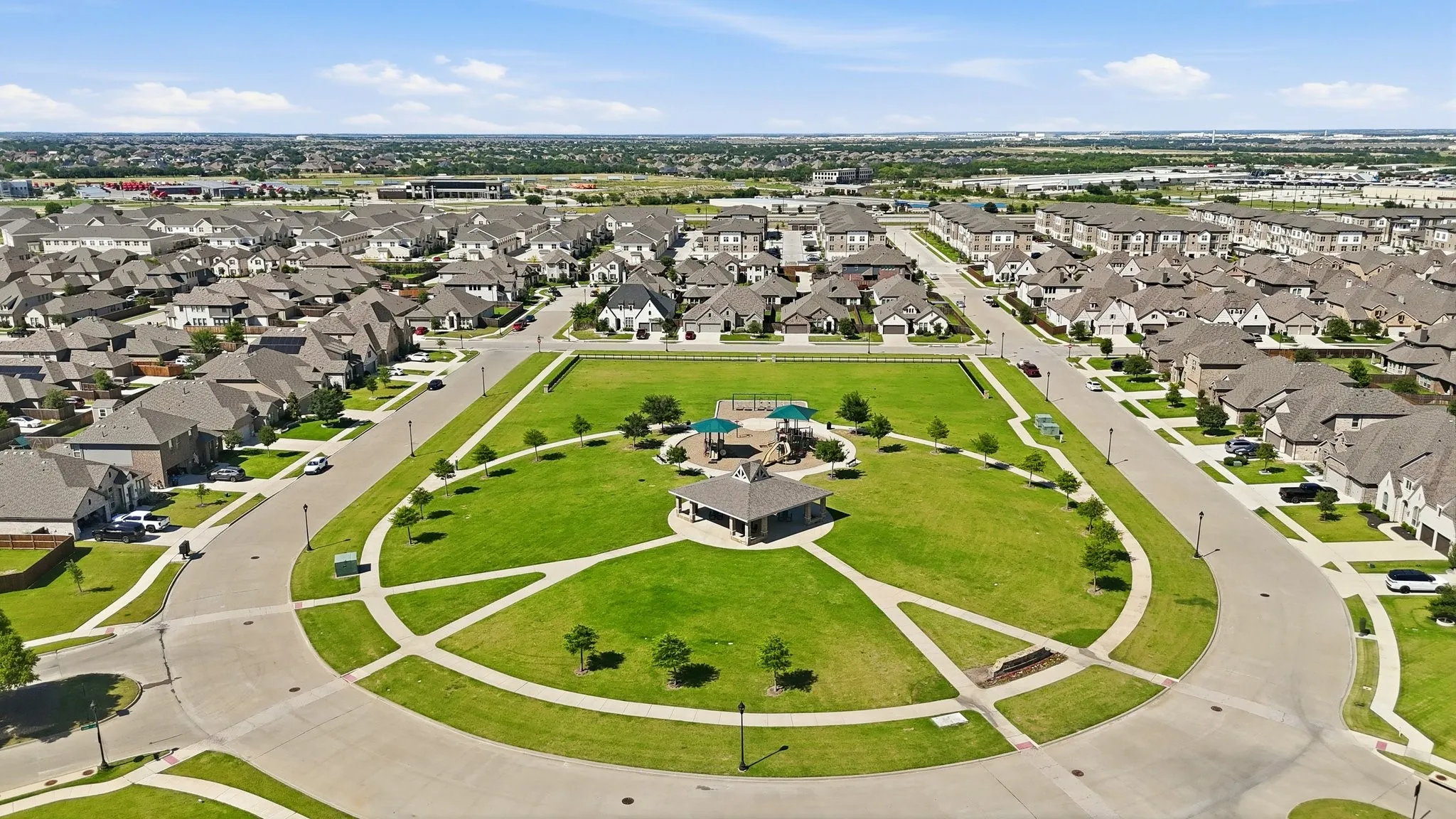 Single Family Residence For Sale in Tarrant County , 1813 Otwell Drive, Fort Worth, Texas 76052, 5 Bedroom, 4 Bathroom, 3 Garage spaces, 3,053 Sqft, built in 2020, mls#21289336, Real Estate Agent in Fort Worth, Homes For Sale in Tarrant county, Homes For Sale in Fort Worth, Realtor in Fort Worth Texas, Real Estate Brokerage Independent Realty Texas, Luminita Cordes Realtor