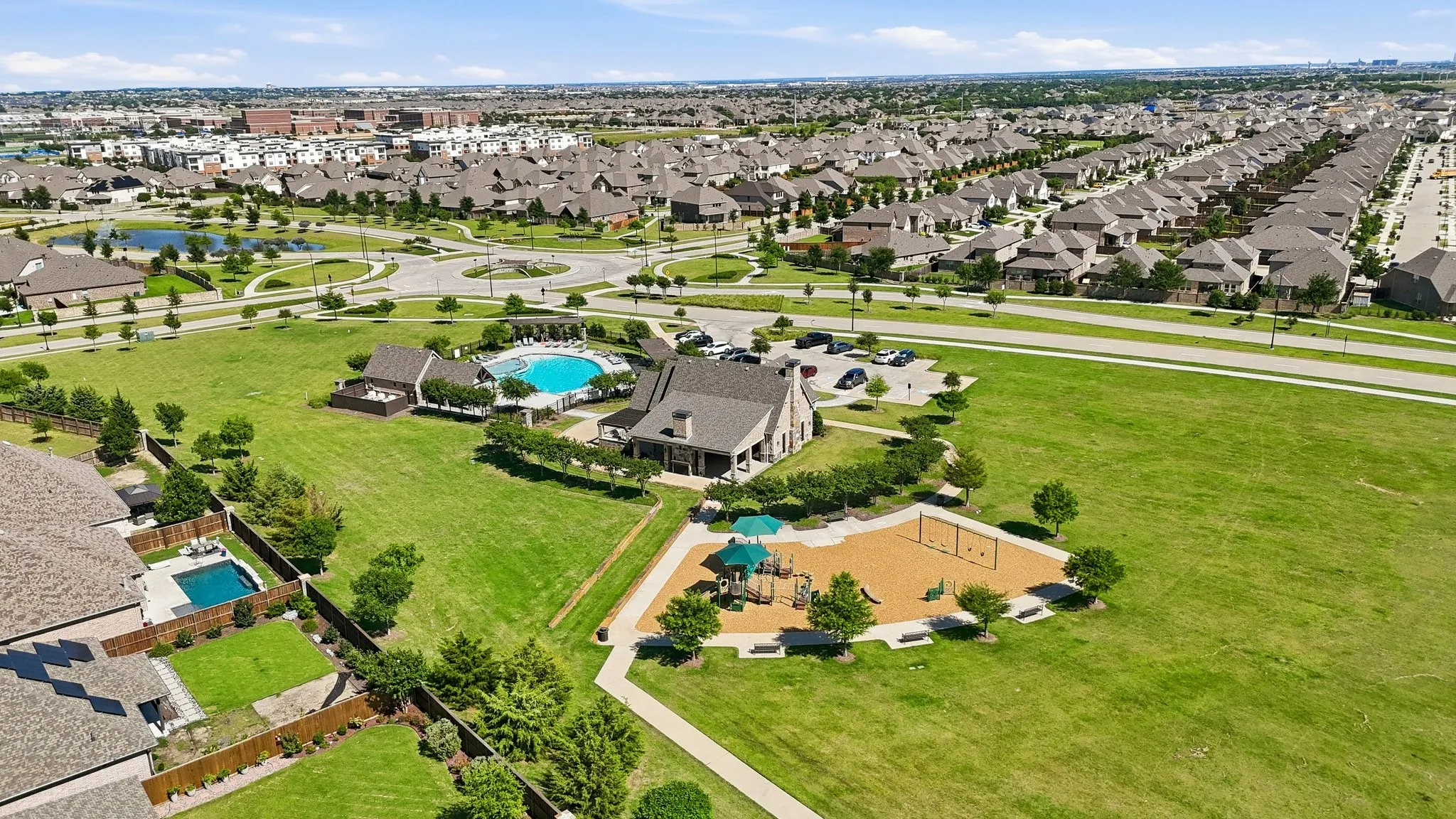 Single Family Residence For Sale in Tarrant County , 1813 Otwell Drive, Fort Worth, Texas 76052, 5 Bedroom, 4 Bathroom, 3 Garage spaces, 3,053 Sqft, built in 2020, mls#21289336, Real Estate Agent in Fort Worth, Homes For Sale in Tarrant county, Homes For Sale in Fort Worth, Realtor in Fort Worth Texas, Real Estate Brokerage Independent Realty Texas, Luminita Cordes Realtor