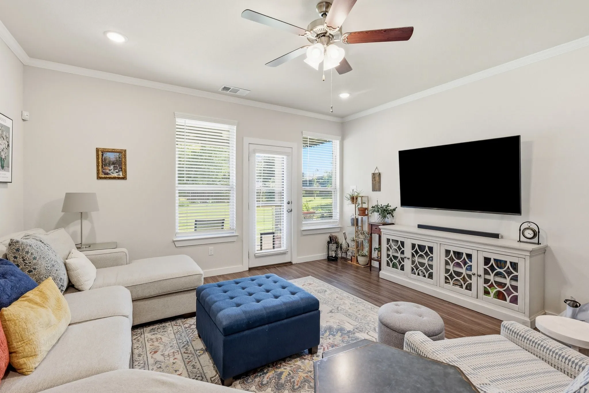 Single Family Residence For Sale in Tarrant County , 1813 Otwell Drive, Fort Worth, Texas 76052, 5 Bedroom, 4 Bathroom, 3 Garage spaces, 3,053 Sqft, built in 2020, mls#21289336, Real Estate Agent in Fort Worth, Homes For Sale in Tarrant county, Homes For Sale in Fort Worth, Realtor in Fort Worth Texas, Real Estate Brokerage Independent Realty Texas, Luminita Cordes Realtor