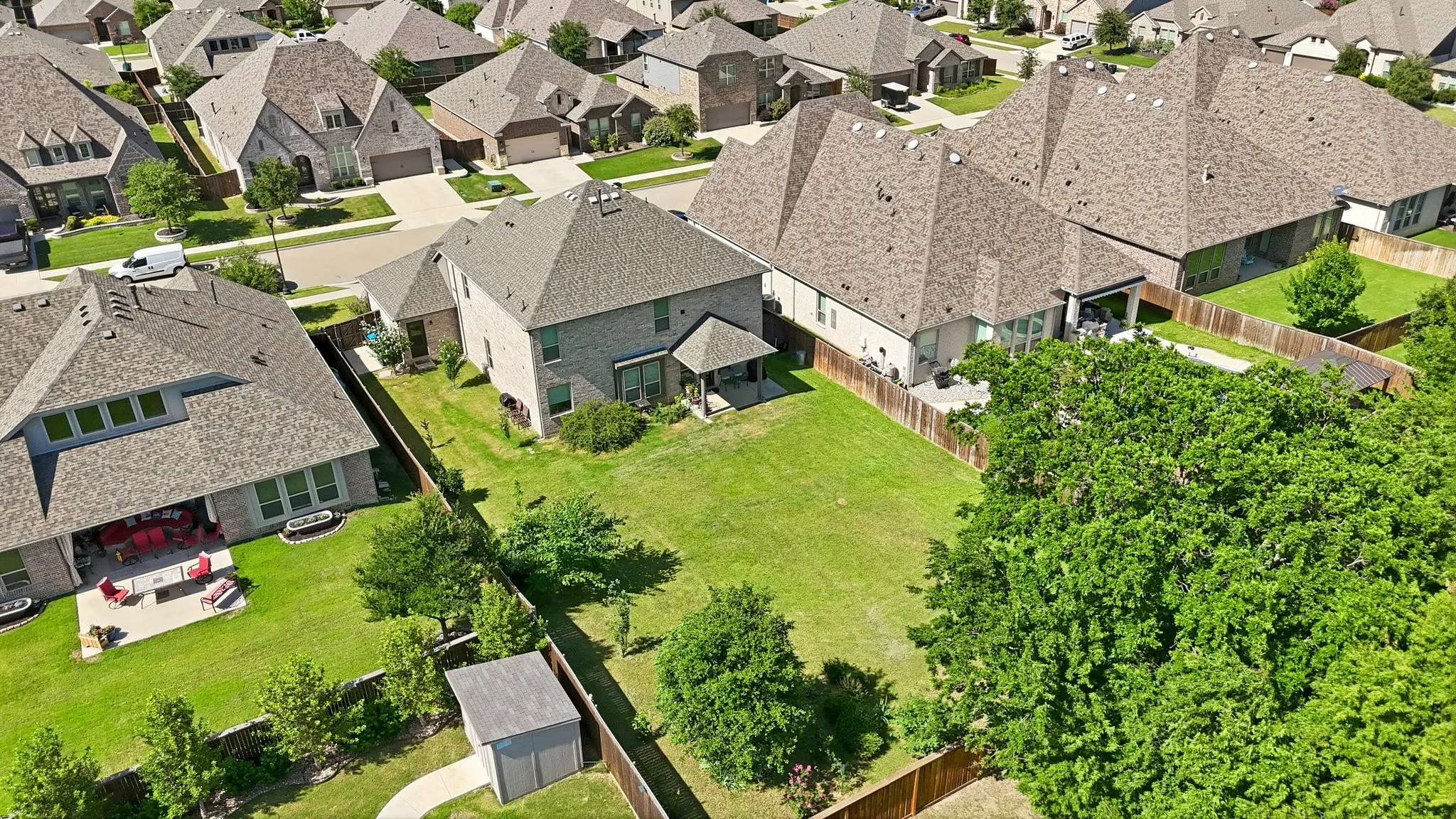 Single Family Residence For Sale in Tarrant County , 1813 Otwell Drive, Fort Worth, Texas 76052, 5 Bedroom, 4 Bathroom, 3 Garage spaces, 3,053 Sqft, built in 2020, mls#21289336, Real Estate Agent in Fort Worth, Homes For Sale in Tarrant county, Homes For Sale in Fort Worth, Realtor in Fort Worth Texas, Real Estate Brokerage Independent Realty Texas, Luminita Cordes Realtor