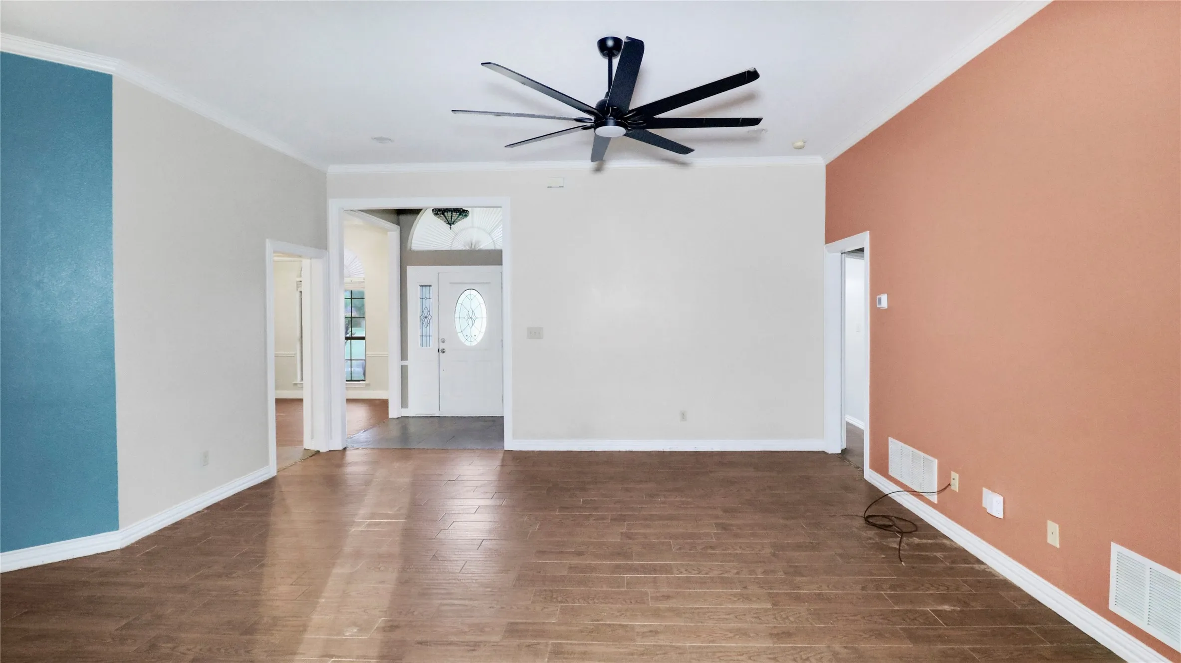 Single Family Residence For Sale in Grayson County , 2909 Wilsonwood Way S, Sherman, Texas 75092, 3 Bedroom, 3 Bathroom, 2 Garage spaces, 2,248 Sqft, built in 2002, mls#21293686, Real Estate Agent in Sherman, Homes For Sale in Grayson county, Homes For Sale in Sherman, Realtor in Sherman Texas, Real Estate Brokerage Independent Realty Texas, Luminita Cordes Realtor