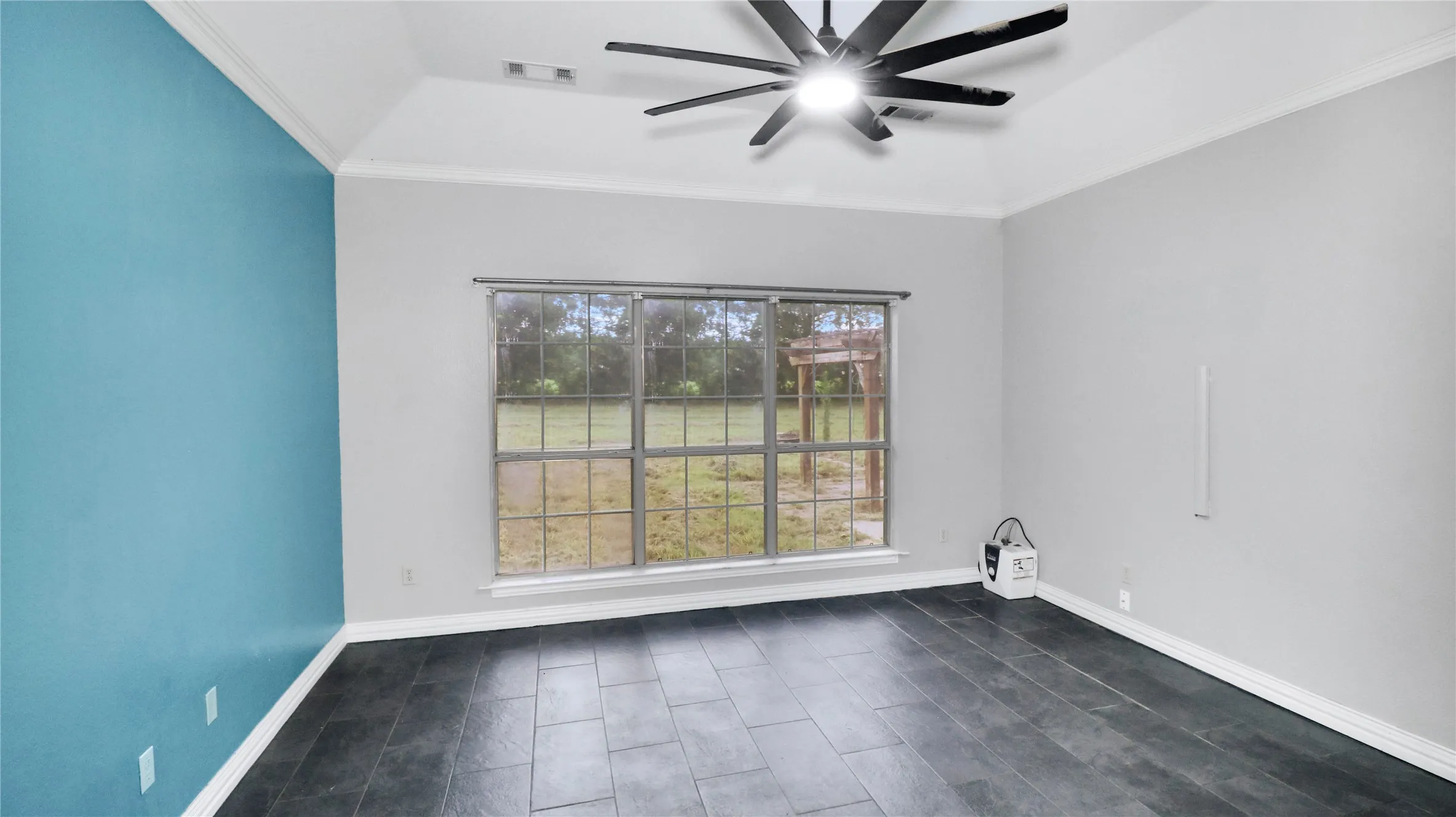 Single Family Residence For Sale in Grayson County , 2909 Wilsonwood Way S, Sherman, Texas 75092, 3 Bedroom, 3 Bathroom, 2 Garage spaces, 2,248 Sqft, built in 2002, mls#21293686, Real Estate Agent in Sherman, Homes For Sale in Grayson county, Homes For Sale in Sherman, Realtor in Sherman Texas, Real Estate Brokerage Independent Realty Texas, Luminita Cordes Realtor