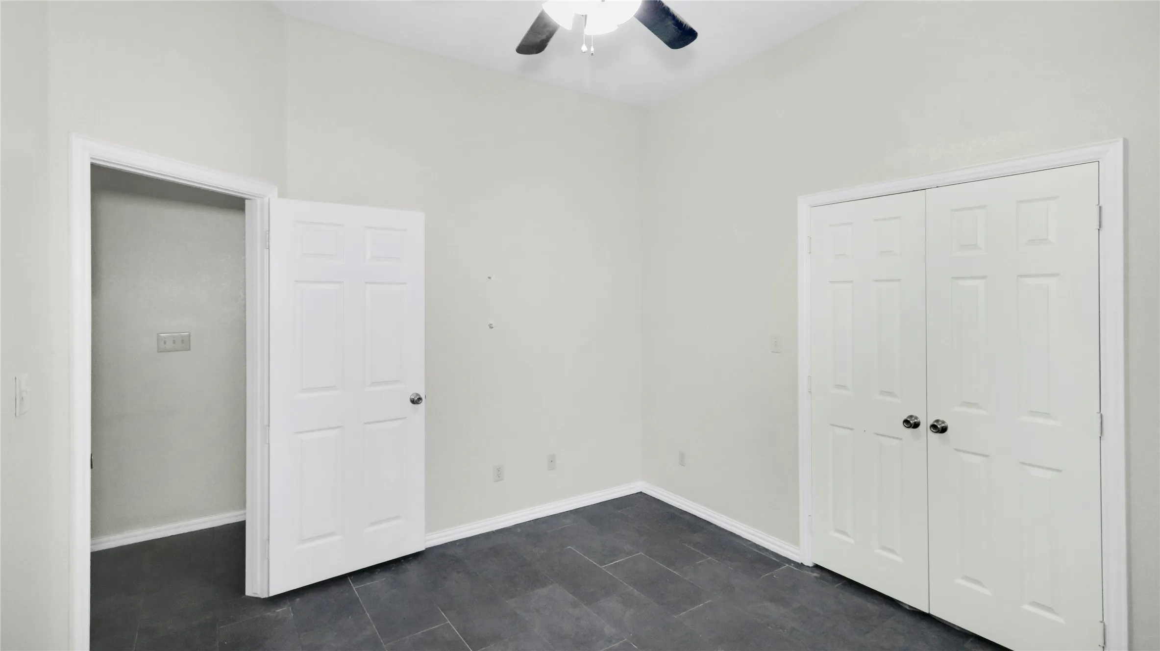Single Family Residence For Sale in Grayson County , 2909 Wilsonwood Way S, Sherman, Texas 75092, 3 Bedroom, 3 Bathroom, 2 Garage spaces, 2,248 Sqft, built in 2002, mls#21293686, Real Estate Agent in Sherman, Homes For Sale in Grayson county, Homes For Sale in Sherman, Realtor in Sherman Texas, Real Estate Brokerage Independent Realty Texas, Luminita Cordes Realtor