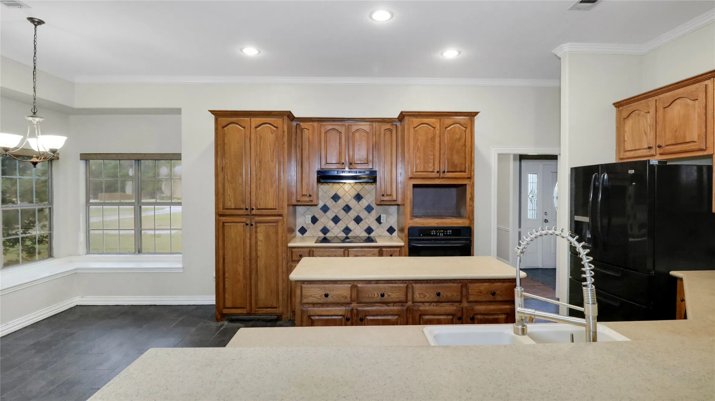 Single Family Residence For Sale in Grayson County , 2909 Wilsonwood Way S, Sherman, Texas 75092, 3 Bedroom, 3 Bathroom, 2 Garage spaces, 2,248 Sqft, built in 2002, mls#21293686, Real Estate Agent in Sherman, Homes For Sale in Grayson county, Homes For Sale in Sherman, Realtor in Sherman Texas, Real Estate Brokerage Independent Realty Texas, Luminita Cordes Realtor
