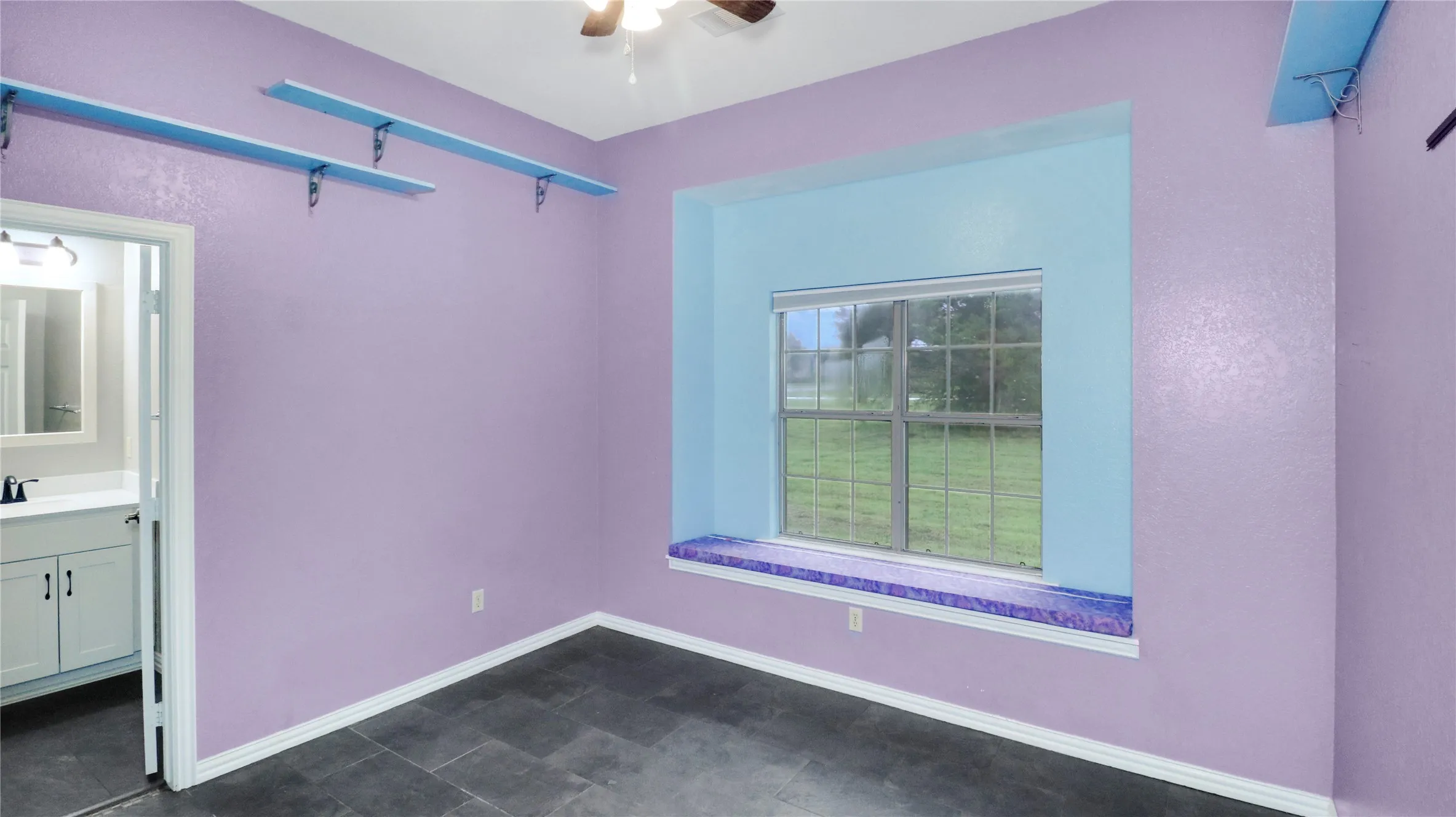 Single Family Residence For Sale in Grayson County , 2909 Wilsonwood Way S, Sherman, Texas 75092, 3 Bedroom, 3 Bathroom, 2 Garage spaces, 2,248 Sqft, built in 2002, mls#21293686, Real Estate Agent in Sherman, Homes For Sale in Grayson county, Homes For Sale in Sherman, Realtor in Sherman Texas, Real Estate Brokerage Independent Realty Texas, Luminita Cordes Realtor