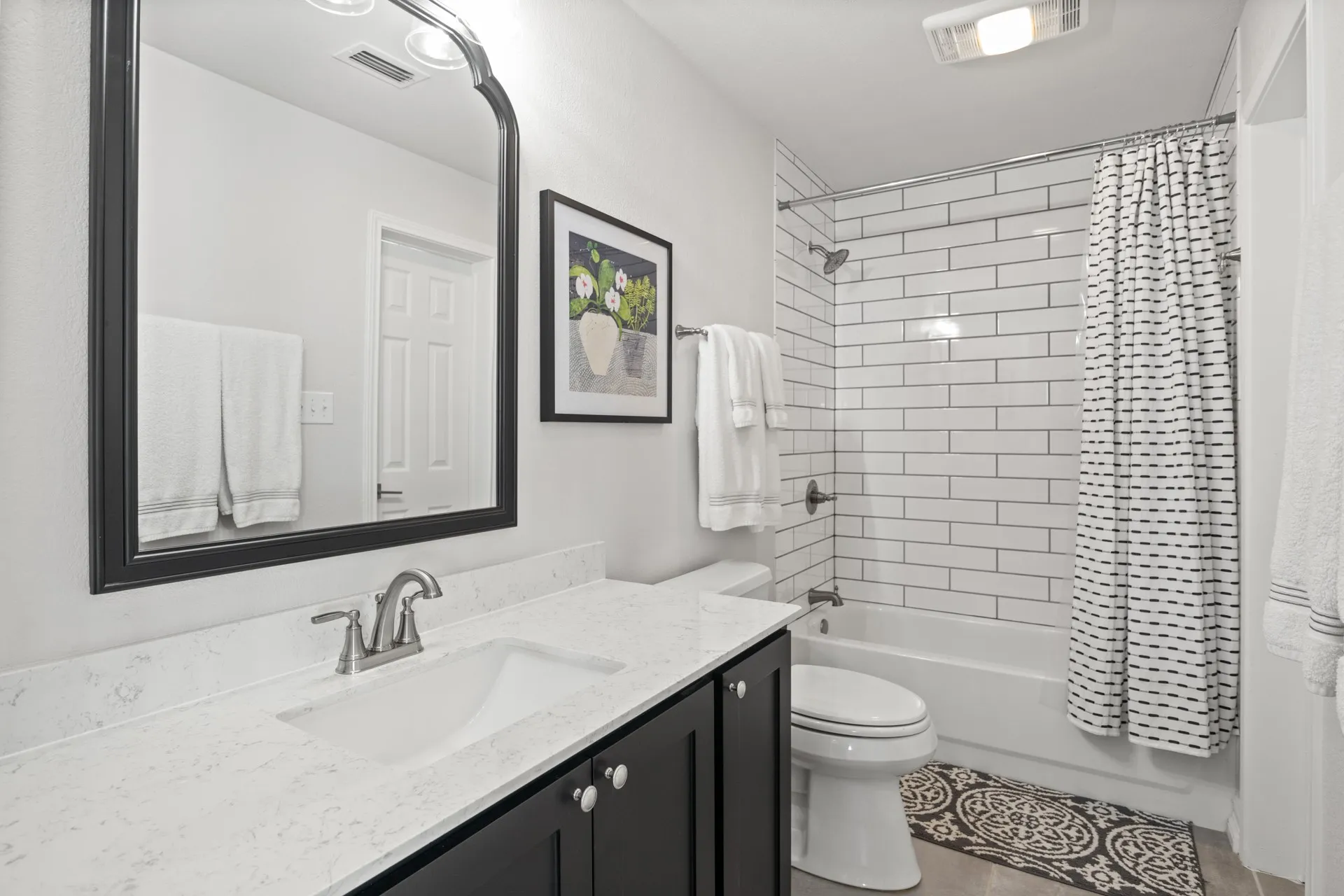 Single Family Residence For Sale in Franklin (TX) County , 359 E El Dorado, Scroggins, Texas 75480, 5 Bedroom, 5 Bathroom, 5 Garage spaces, 5,280 Sqft, built in 1993, mls#21293625, Real Estate Agent in Scroggins, Homes For Sale in Franklin (TX) county, Homes For Sale in Scroggins, Realtor in Scroggins Texas, Real Estate Brokerage Independent Realty Texas, Luminita Cordes Realtor