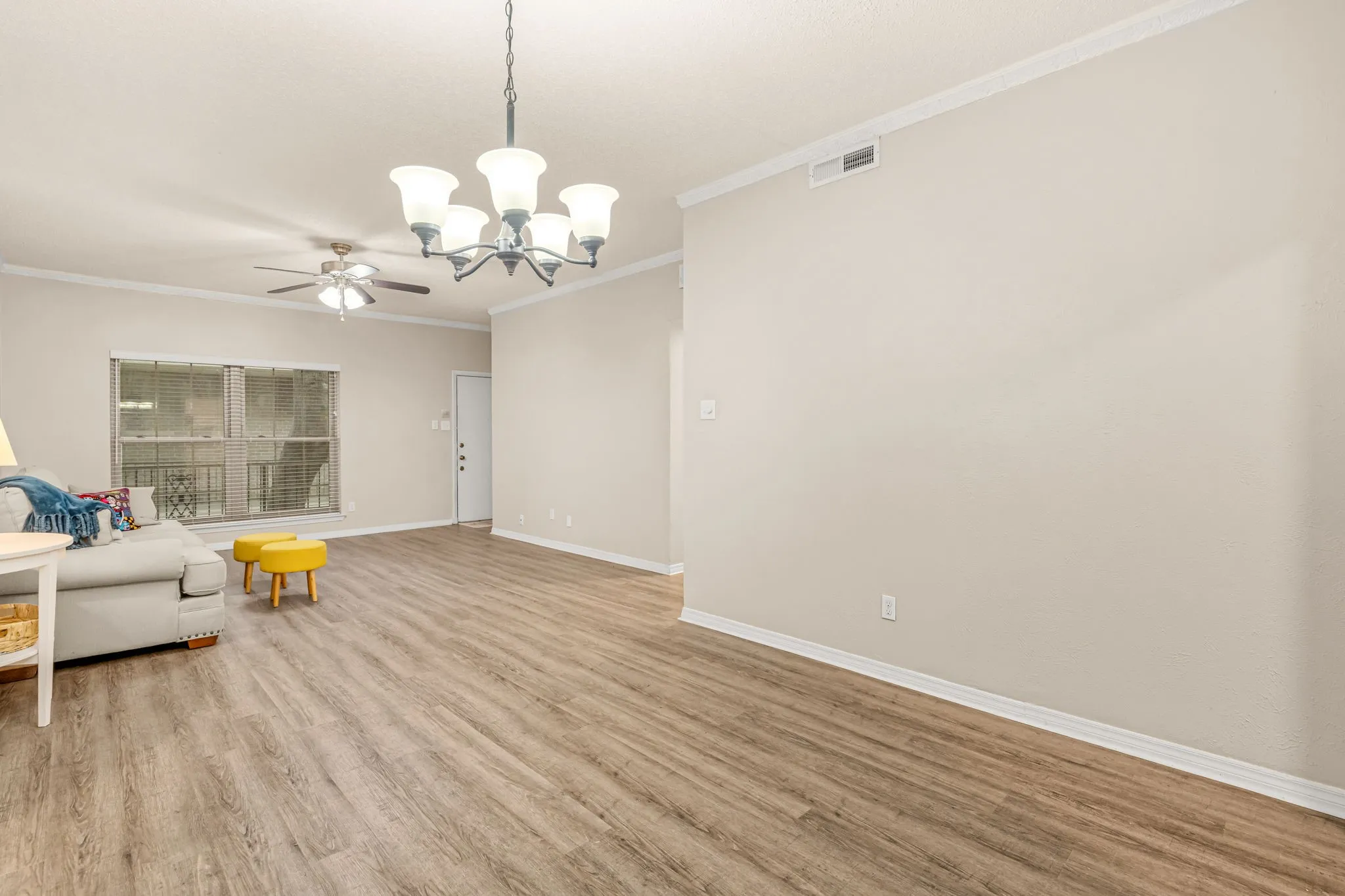 Condominium For Sale in Tarrant County , 4420 Harlanwood Drive 228, Fort Worth, Texas 76109, 2 Bedroom, 2 Bathroom, Garage spaces, 1,297 Sqft, built in 1969, mls#21293529, Real Estate Agent in Fort Worth, Homes For Sale in Tarrant county, Homes For Sale in Fort Worth, Realtor in Fort Worth Texas, Real Estate Brokerage Independent Realty Texas, Luminita Cordes Realtor