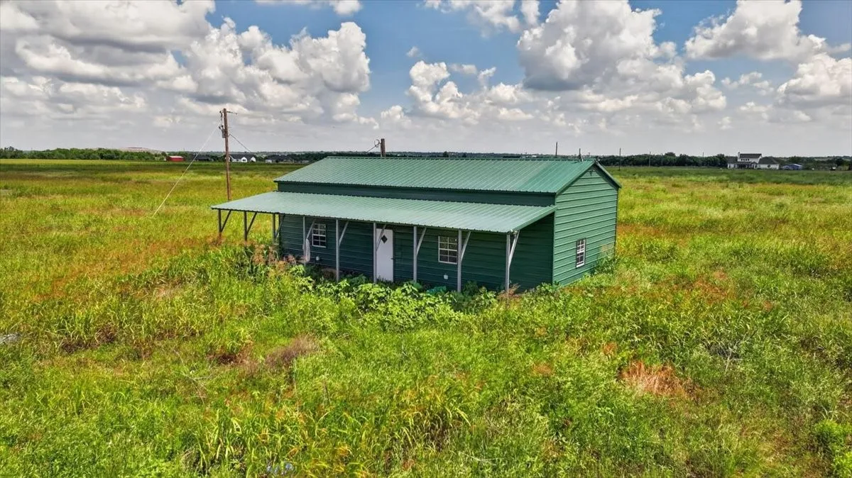 Unimproved Land For Sale in Ellis County , 3161 Wilson Road, Palmer, Texas 75152, 0, 0, Garage spaces, 0 Sqft, built in 0, mls#21292123, Real Estate Agent in Palmer, Homes For Sale in Ellis county, Homes For Sale in Palmer, Realtor in Palmer Texas, Real Estate Brokerage Independent Realty Texas, Luminita Cordes Realtor